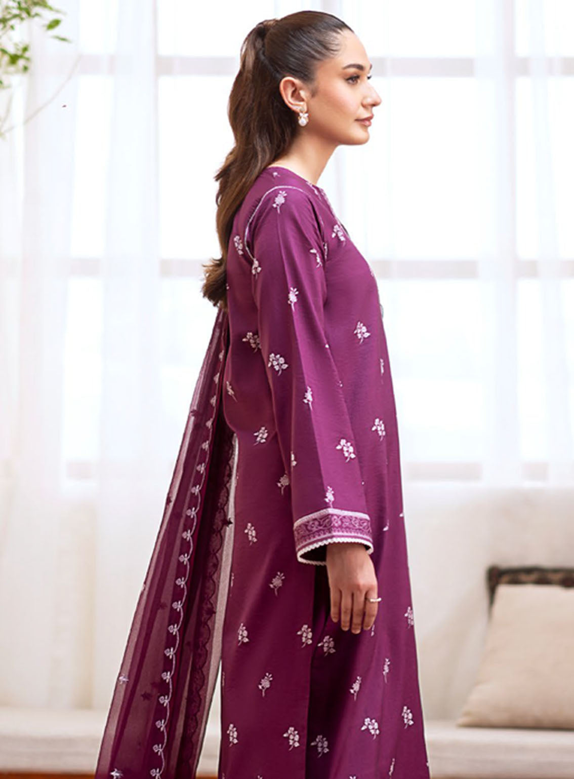 Ilara By Seran Embroidered Cambric 3 Piece Unstitched Suit SRN24I D-04 CASSIS Ilara By Seran Embroidered Cambric 3 Piece Unstitched Suit SRN24I D-04 CASSIS
