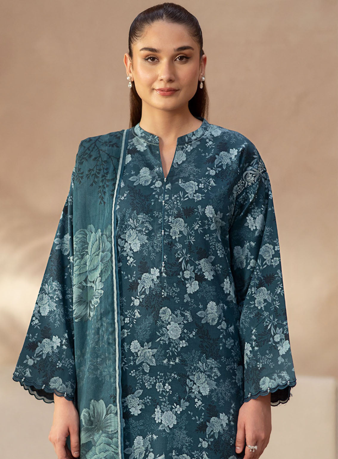 Ilara By Seran Embroidered Cambric 3 Piece Unstitched Suit SRN24I D-06 CERULE Ilara By Seran Embroidered Cambric 3 Piece Unstitched Suit SRN24I D-06 CERULE