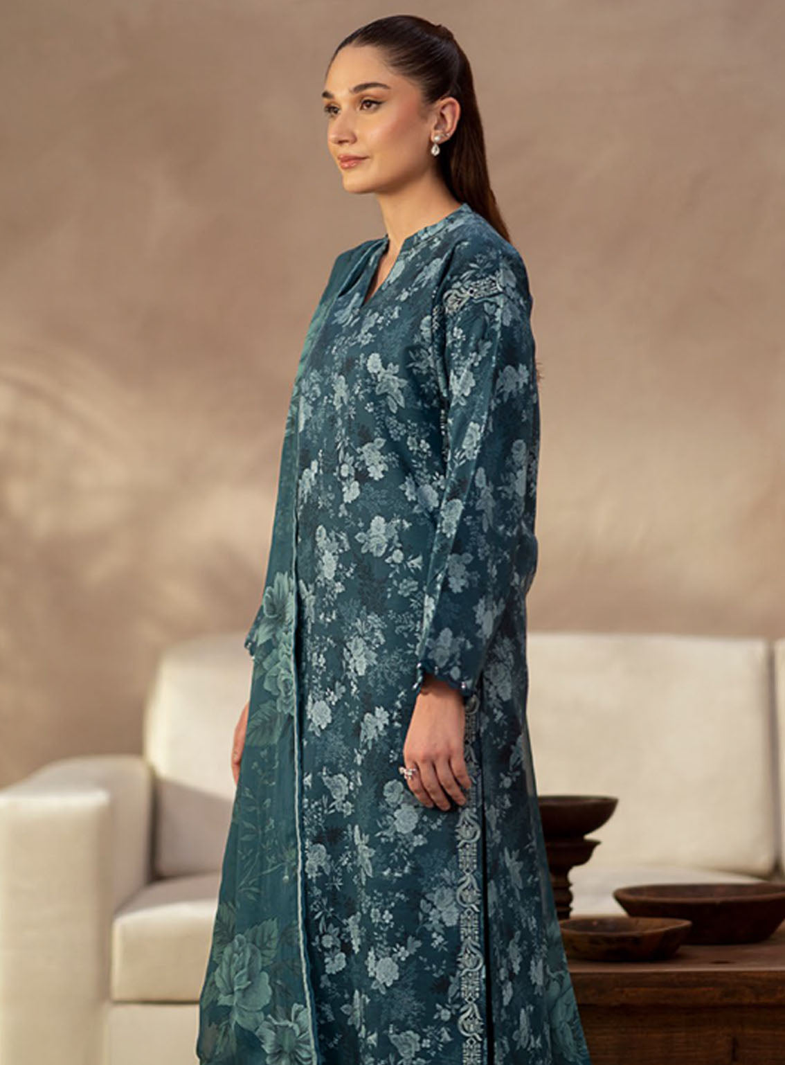Ilara By Seran Embroidered Cambric 3 Piece Unstitched Suit SRN24I D-06 CERULE Ilara By Seran Embroidered Cambric 3 Piece Unstitched Suit SRN24I D-06 CERULE