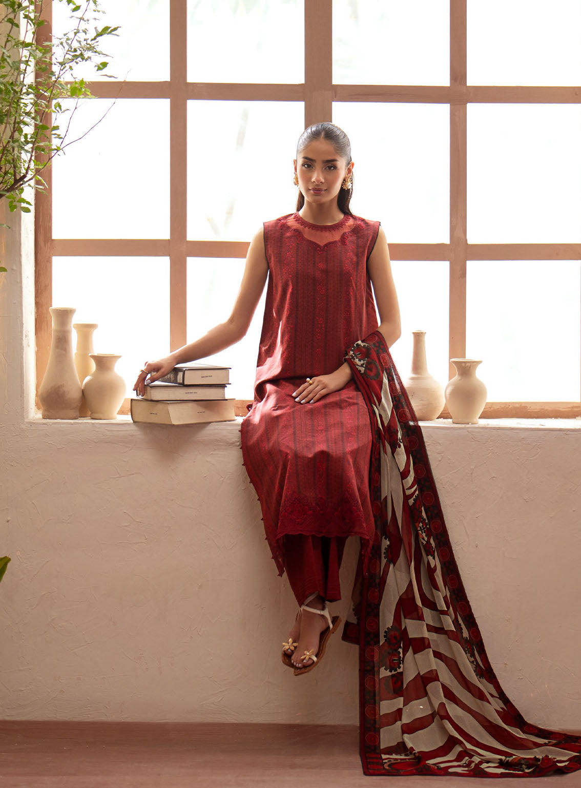 Ilara By Seran Embroidered Cambric 3 Piece Unstitched Suit SRN24I D-07 ROUGE Ilara By Seran Embroidered Cambric 3 Piece Unstitched Suit SRN24I D-07 ROUGE
