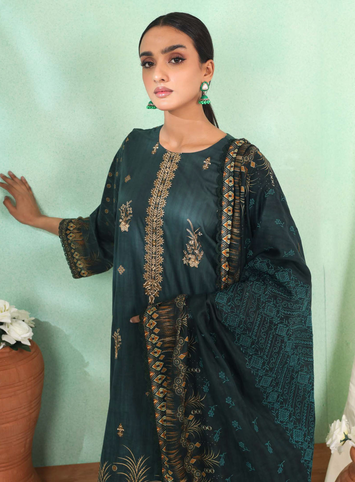 Imara By Rashid Textile Embroidered Lawn 3 Piece Unstitched Suit RT24IEL D-182 Imara By Rashid Textile Embroidered Lawn 3 Piece Unstitched Suit RT24IEL D-182