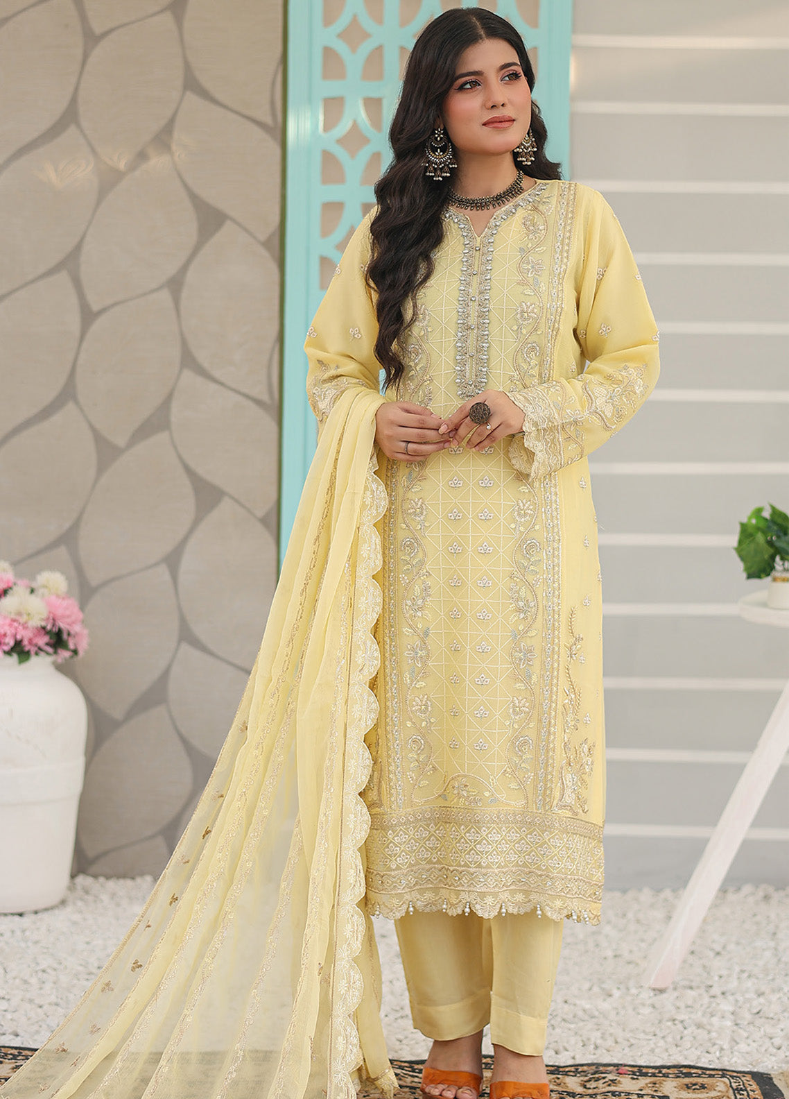 Inara By Azmeerah Embroidered Chiffon 3 Piece Semi Stitched Suit AZ24I D-03 LINARIA Inara By Azmeerah Embroidered Chiffon 3 Piece Semi Stitched Suit AZ24I D-03 LINARIA