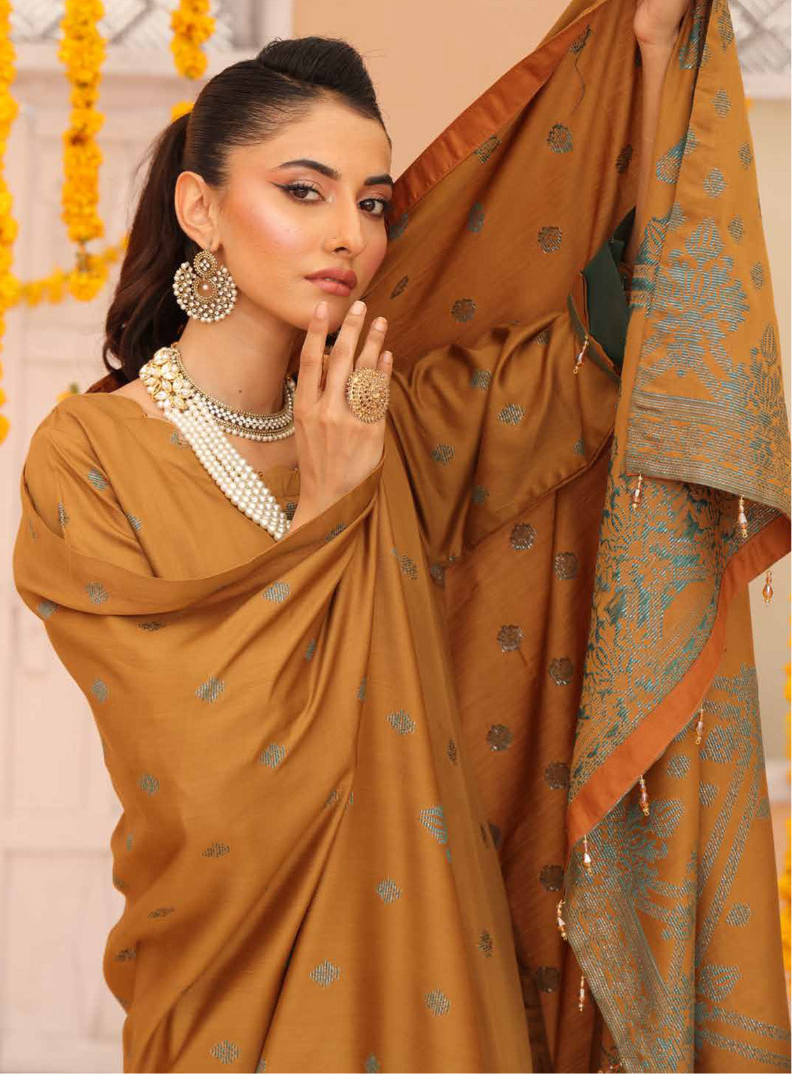 Inayat By Schick Zari Embroidered Viscose 3 Piece Unstitched Suit SDH24I D-03 Inayat By Schick Zari Embroidered Viscose 3 Piece Unstitched Suit SDH24I D-03