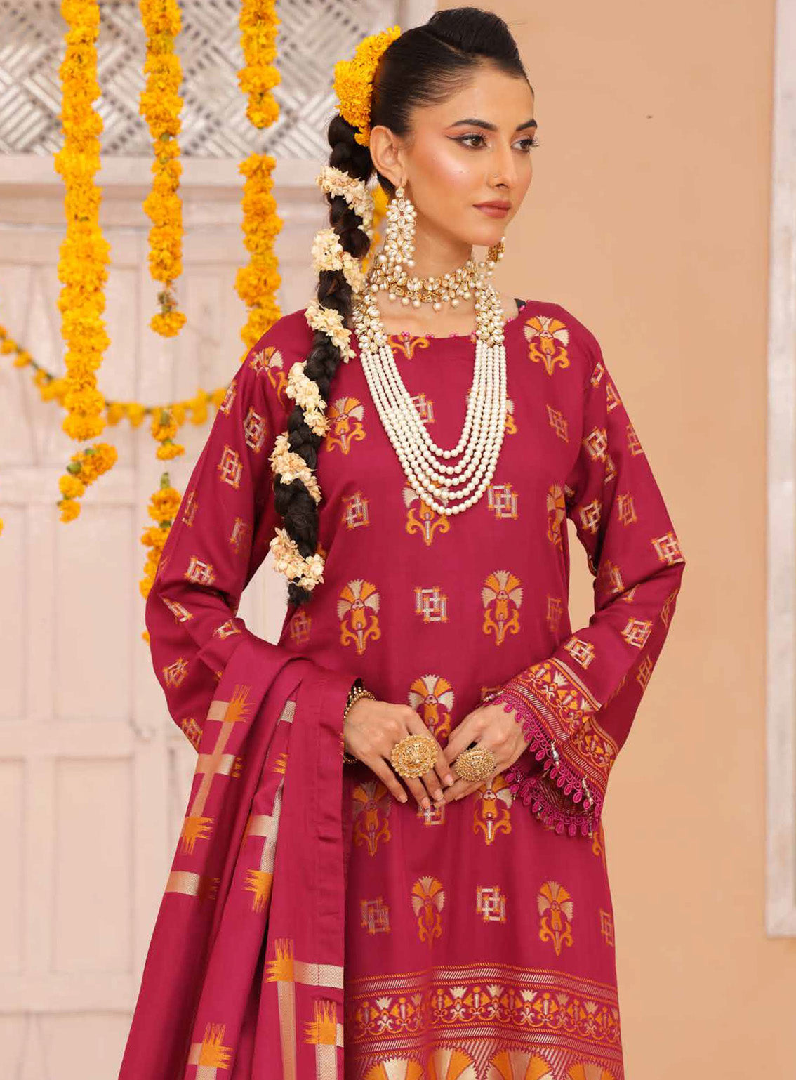 Inayat By Schick Zari Embroidered Viscose 3 Piece Unstitched Suit SDH24I D-04 Inayat By Schick Zari Embroidered Viscose 3 Piece Unstitched Suit SDH24I D-04