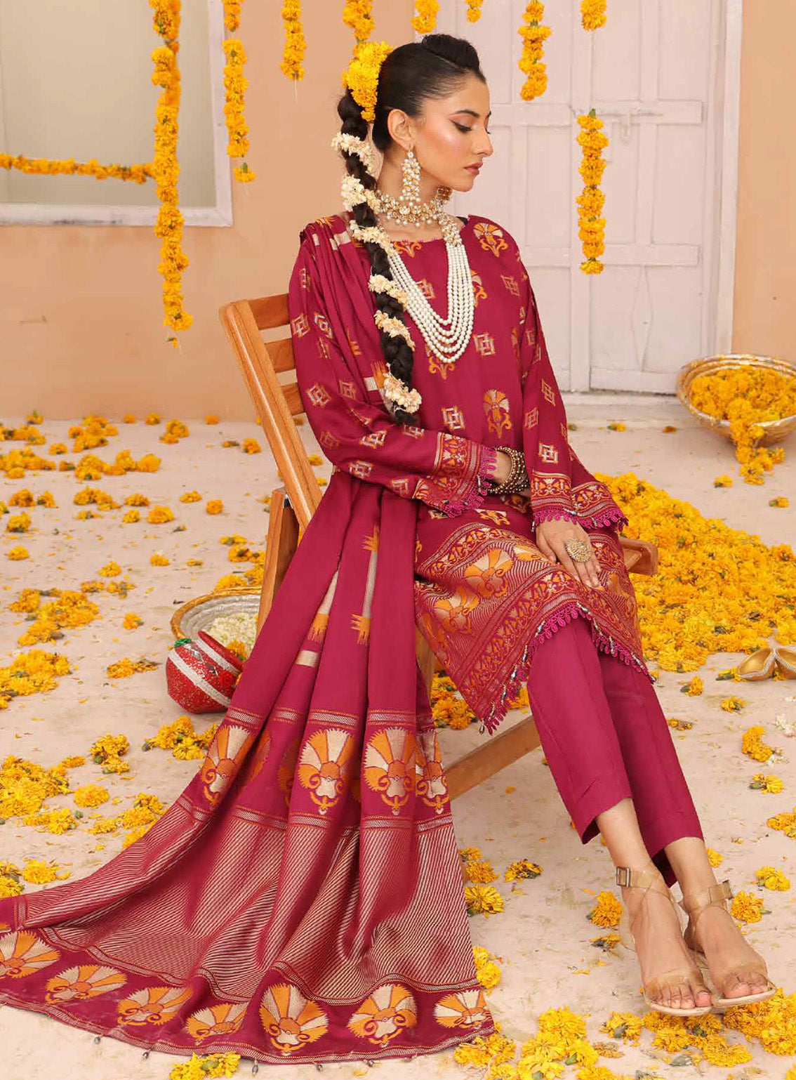 Inayat By Schick Zari Embroidered Viscose 3 Piece Unstitched Suit SDH24I D-04 Inayat By Schick Zari Embroidered Viscose 3 Piece Unstitched Suit SDH24I D-04
