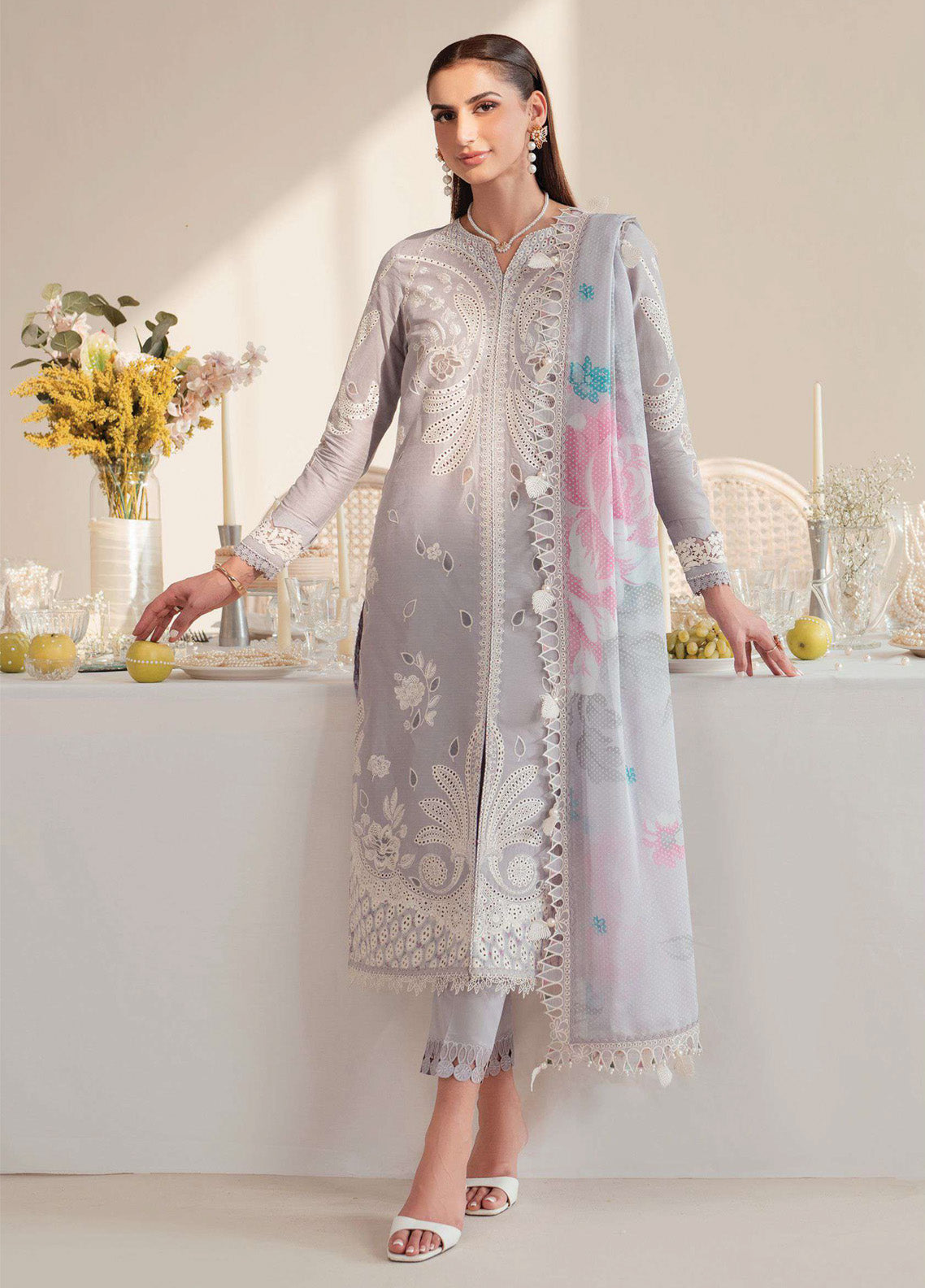 Iris By Jazmin Embroidered Lawn 3 Piece Unstitched Suit JZ25I D-IL-06 Iris By Jazmin Embroidered Lawn 3 Piece Unstitched Suit JZ25I D-IL-06