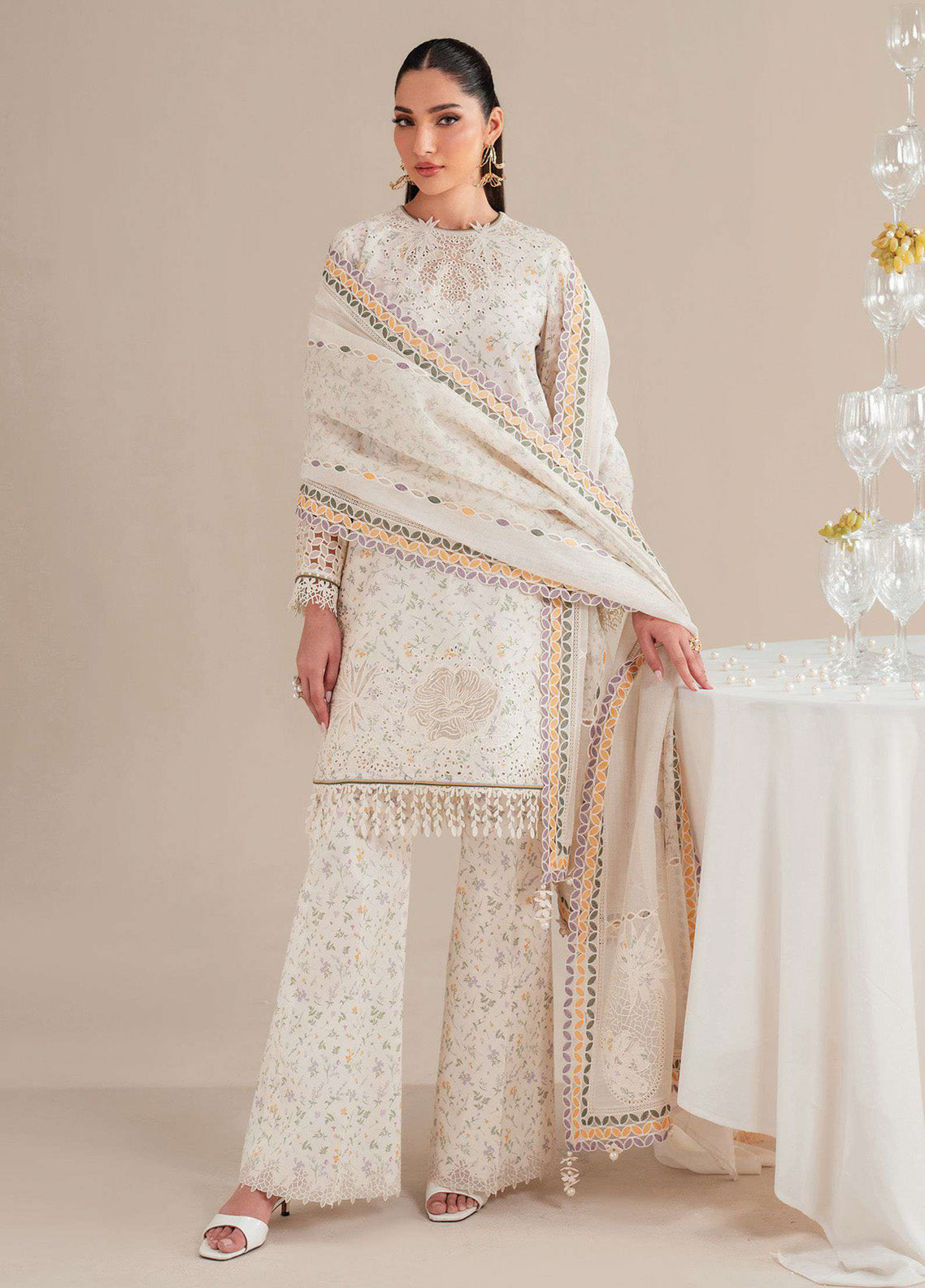 Iris By Jazmin Embroidered Lawn 3 Piece Unstitched Suit JZ25I D-IL-09 Iris By Jazmin Embroidered Lawn 3 Piece Unstitched Suit JZ25I D-IL-09