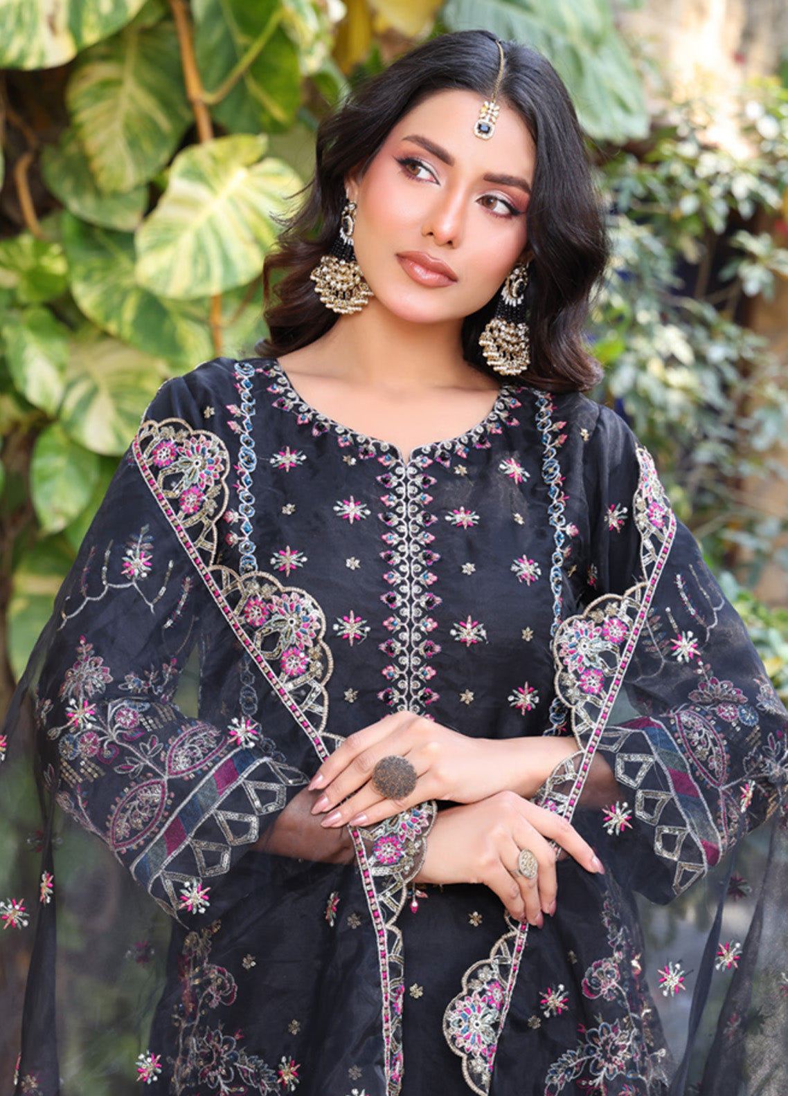 Iris By Schick Embroidered Organza 3 Piece Unstitched Suit SDH25ILEO AT-02 Iris By Schick Embroidered Organza 3 Piece Unstitched Suit SDH25ILEO AT-02