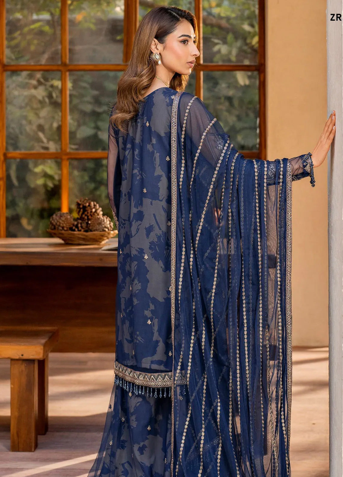 Iris By Zarif Embroidered Net 3 Piece Unstitched Suit ZF24IE ZRI-05 ZINNIA Iris By Zarif Embroidered Net 3 Piece Unstitched Suit ZF24IE ZRI-05 ZINNIA