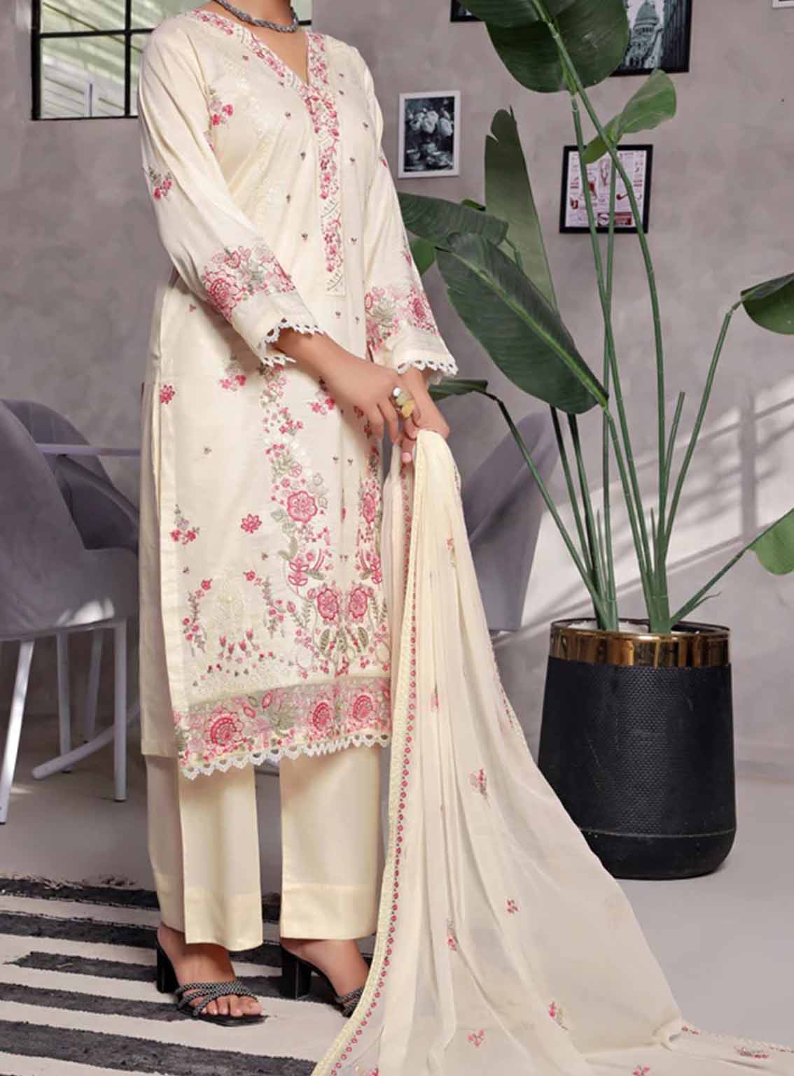 Ishama By Pak Fabrics Embroidered Slub Lawn Unstitched 3 Piece Suit PF25LESL ECD-549 Ishama By Pak Fabrics Embroidered Slub Lawn Unstitched 3 Piece Suit PF25LESL ECD-549