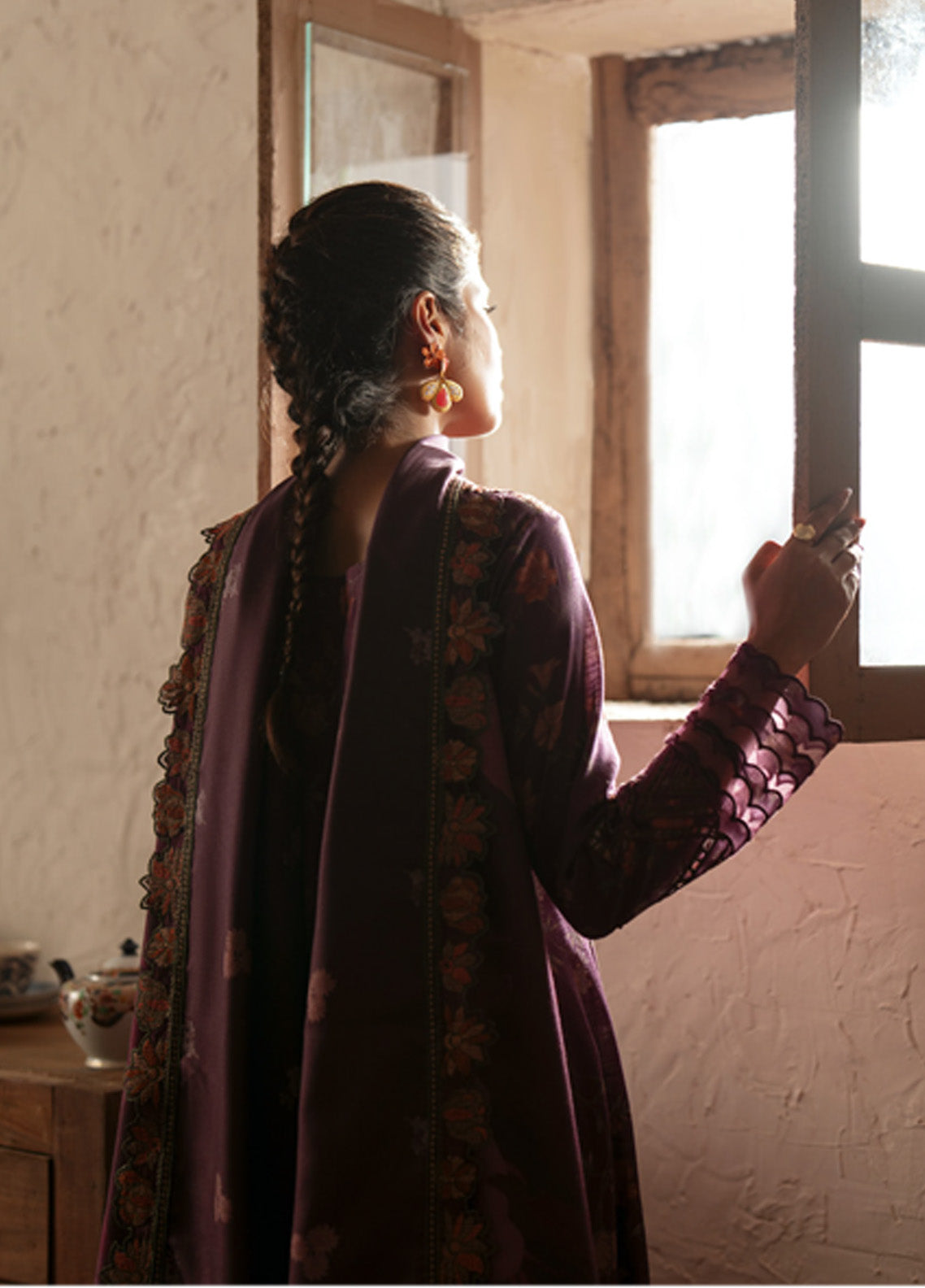 Iznik Embroidered Khaddar 3 Piece Unstitched Suit IZ24PW IPK-01 Iznik Embroidered Khaddar 3 Piece Unstitched Suit IZ24PW IPK-01