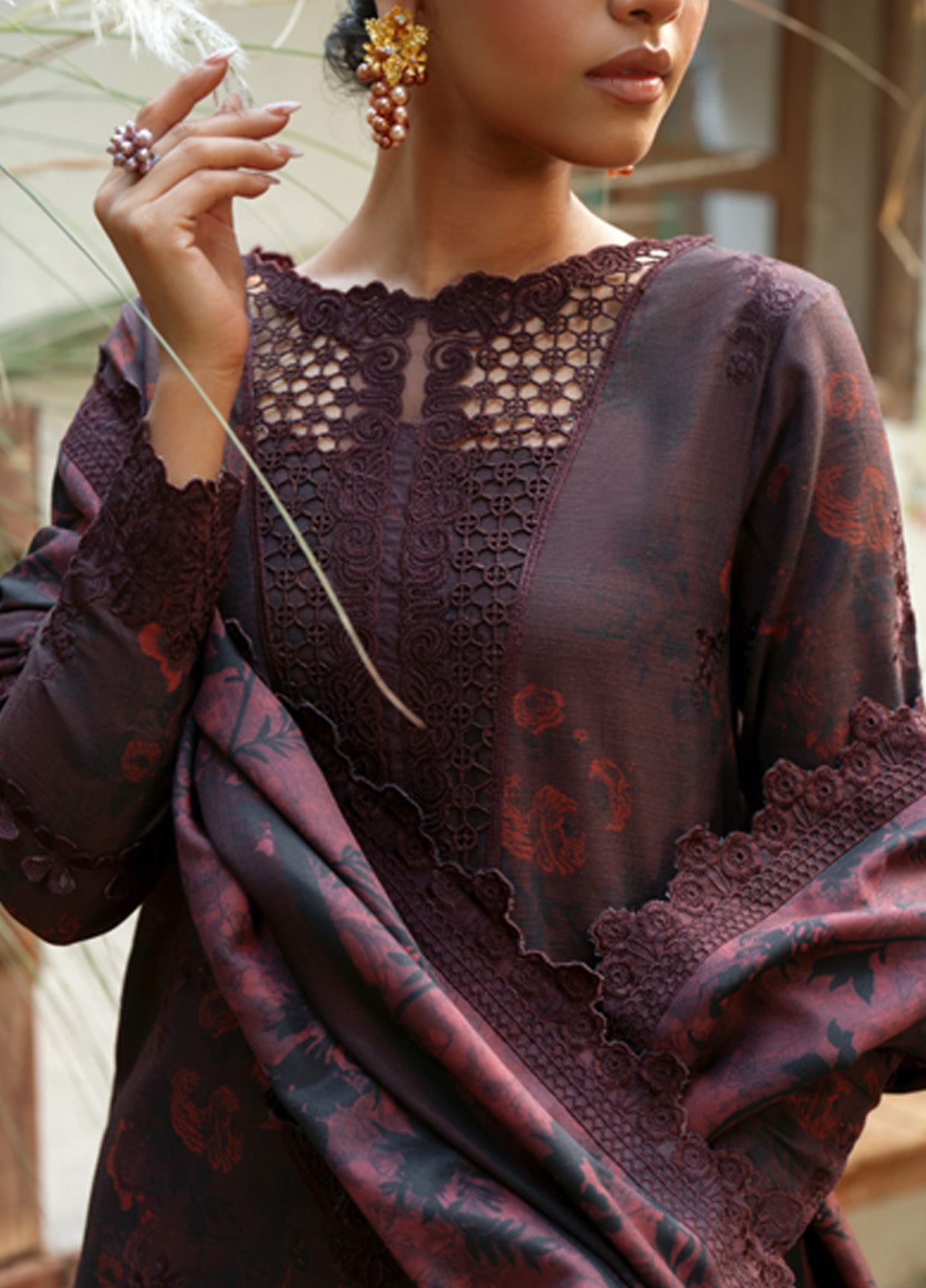 Iznik Embroidered Khaddar 3 Piece Unstitched Suit IZ24PW IPK-04 Iznik Embroidered Khaddar 3 Piece Unstitched Suit IZ24PW IPK-04