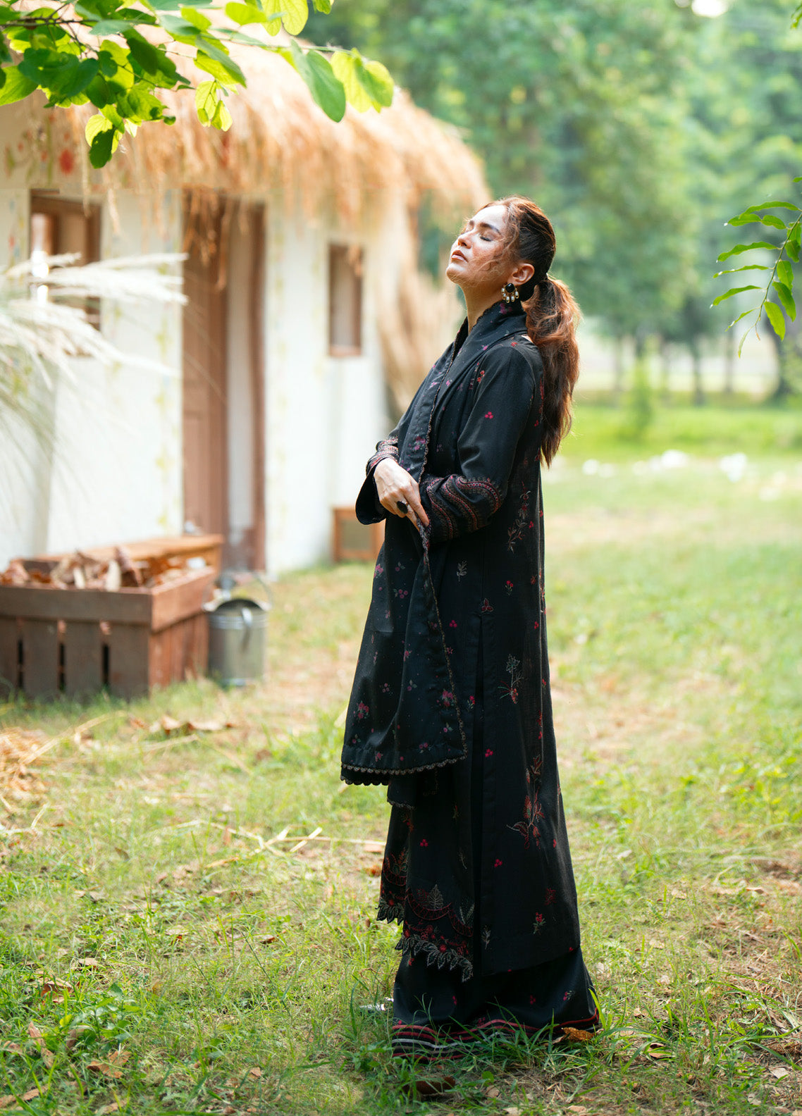 Iznik Embroidered Khaddar 3 Piece Unstitched Suit IZ24PW IPK-07 Iznik Embroidered Khaddar 3 Piece Unstitched Suit IZ24PW IPK-07