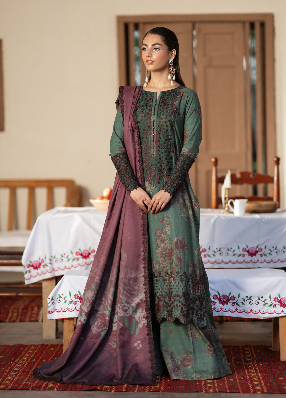 Iznik Embroidered Khaddar 3 Piece Unstitched Suit IZ24PW IPK-08 Iznik Embroidered Khaddar 3 Piece Unstitched Suit IZ24PW IPK-08