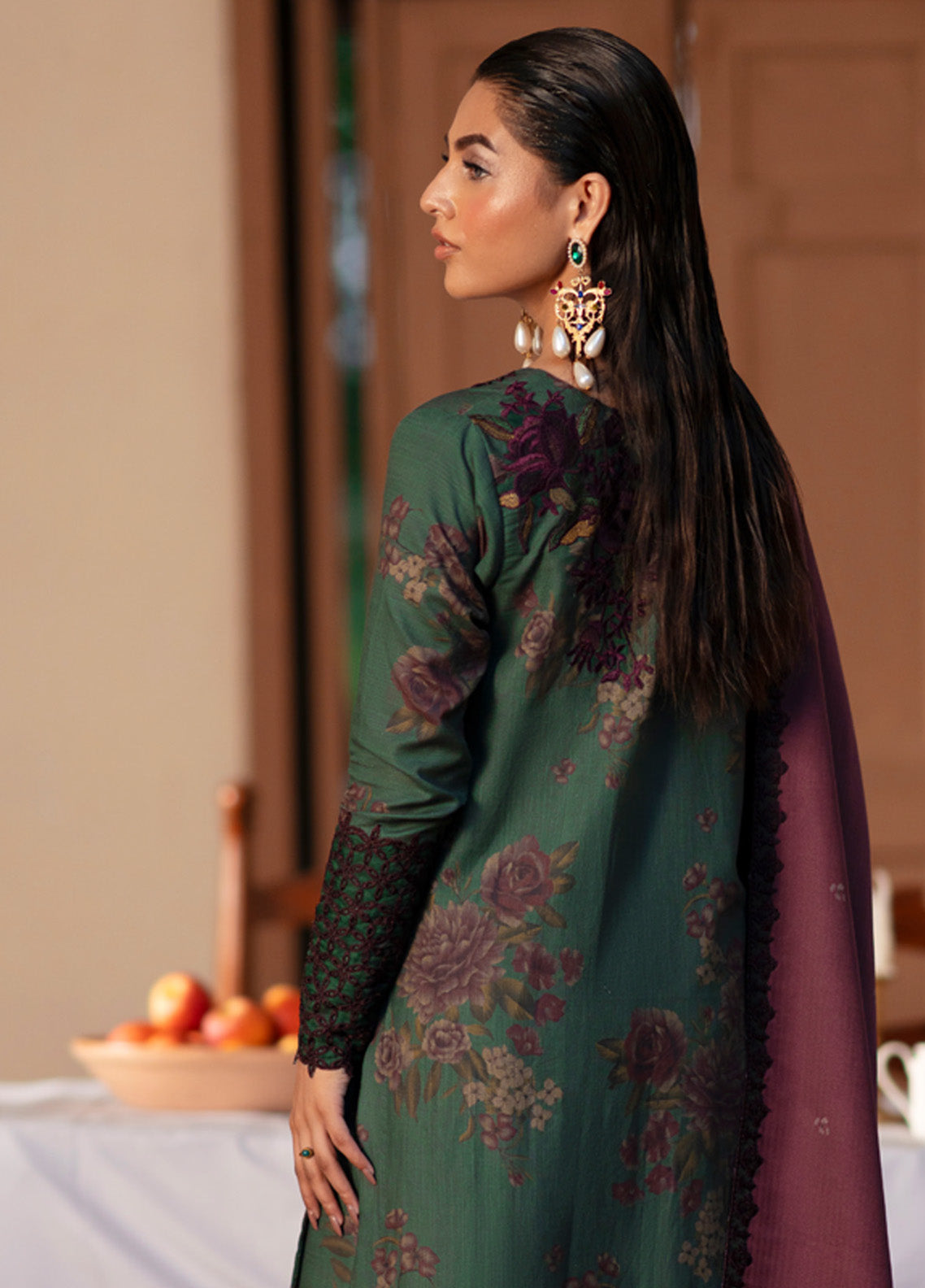 Iznik Embroidered Khaddar 3 Piece Unstitched Suit IZ24PW IPK-08 Iznik Embroidered Khaddar 3 Piece Unstitched Suit IZ24PW IPK-08