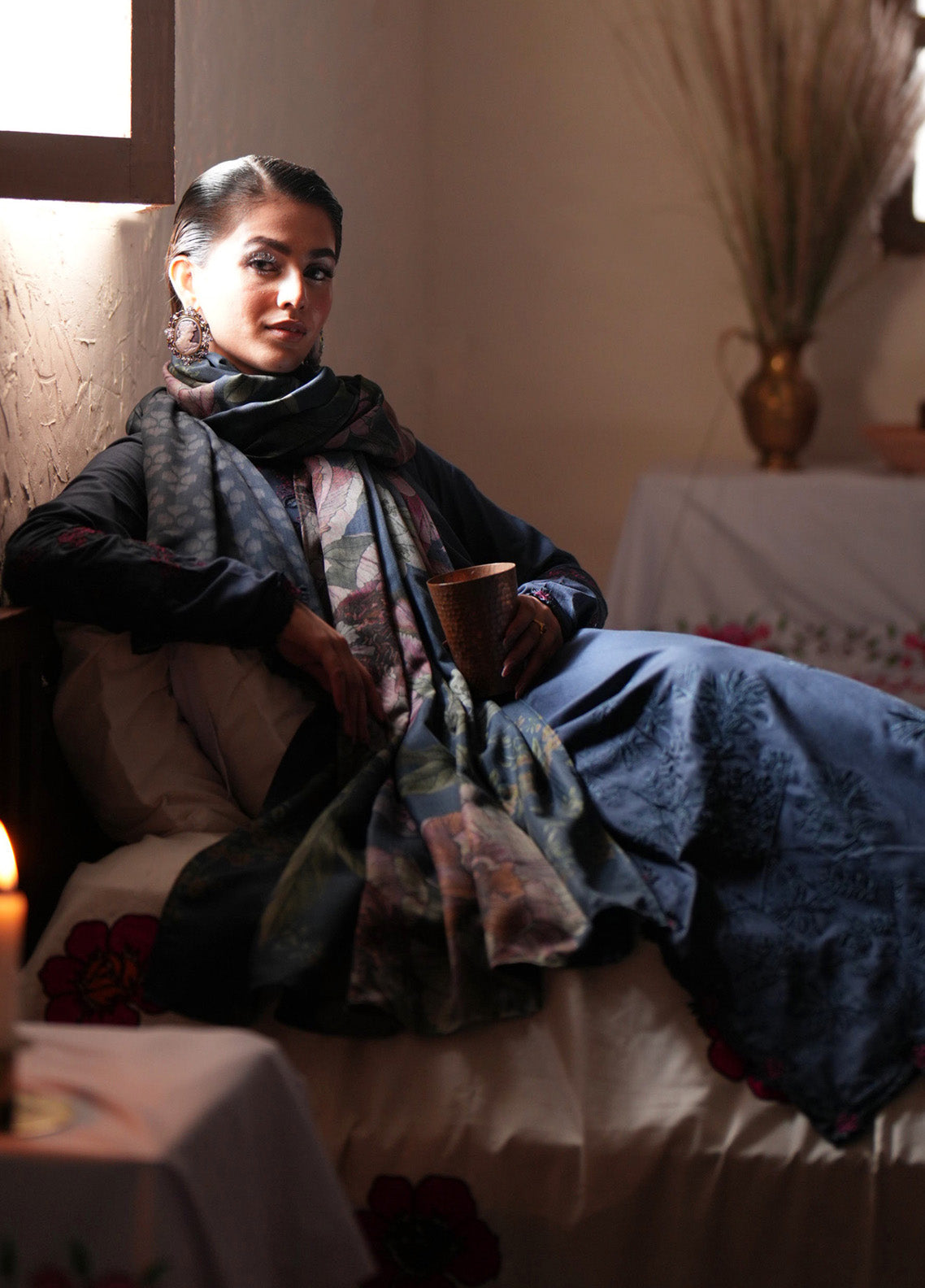 Iznik Embroidered Khaddar 3 Piece Unstitched Suit IZ24PW IPK-10 Iznik Embroidered Khaddar 3 Piece Unstitched Suit IZ24PW IPK-10