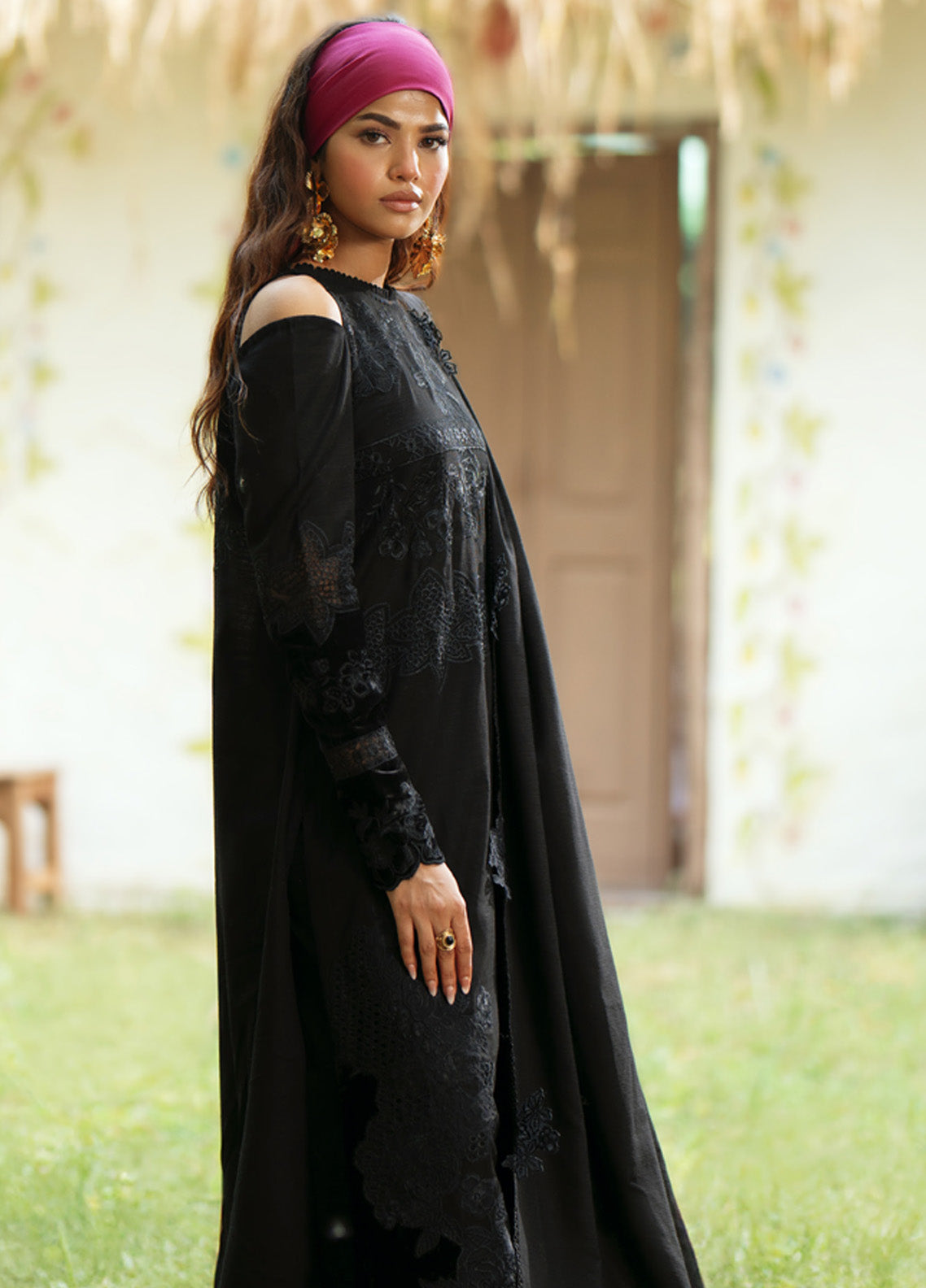 Iznik Embroidered Khaddar 3 Piece Unstitched Suit IZ24PW IPK-11 Iznik Embroidered Khaddar 3 Piece Unstitched Suit IZ24PW IPK-11