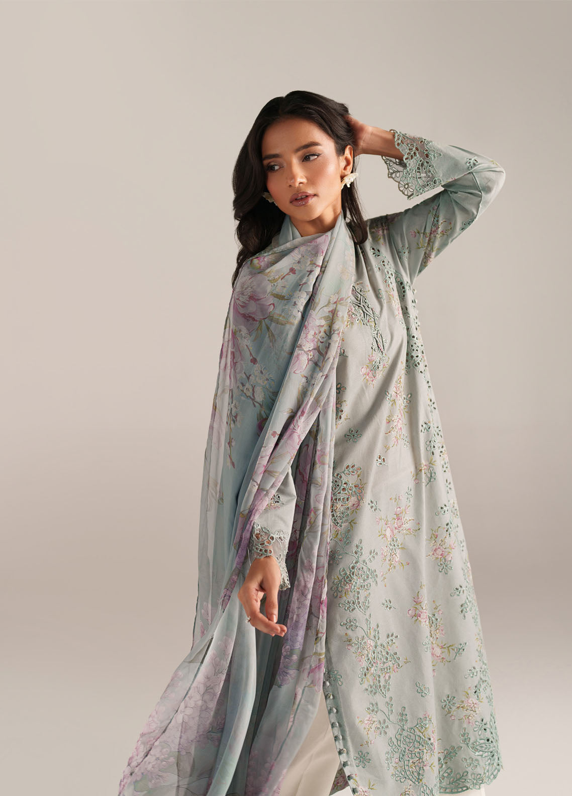 Iznik Embroidered Lawn 3 Piece Unstitched Suit IZ26SS D-SS-12 Iznik Embroidered Lawn 3 Piece Unstitched Suit IZ26SS D-SS-12