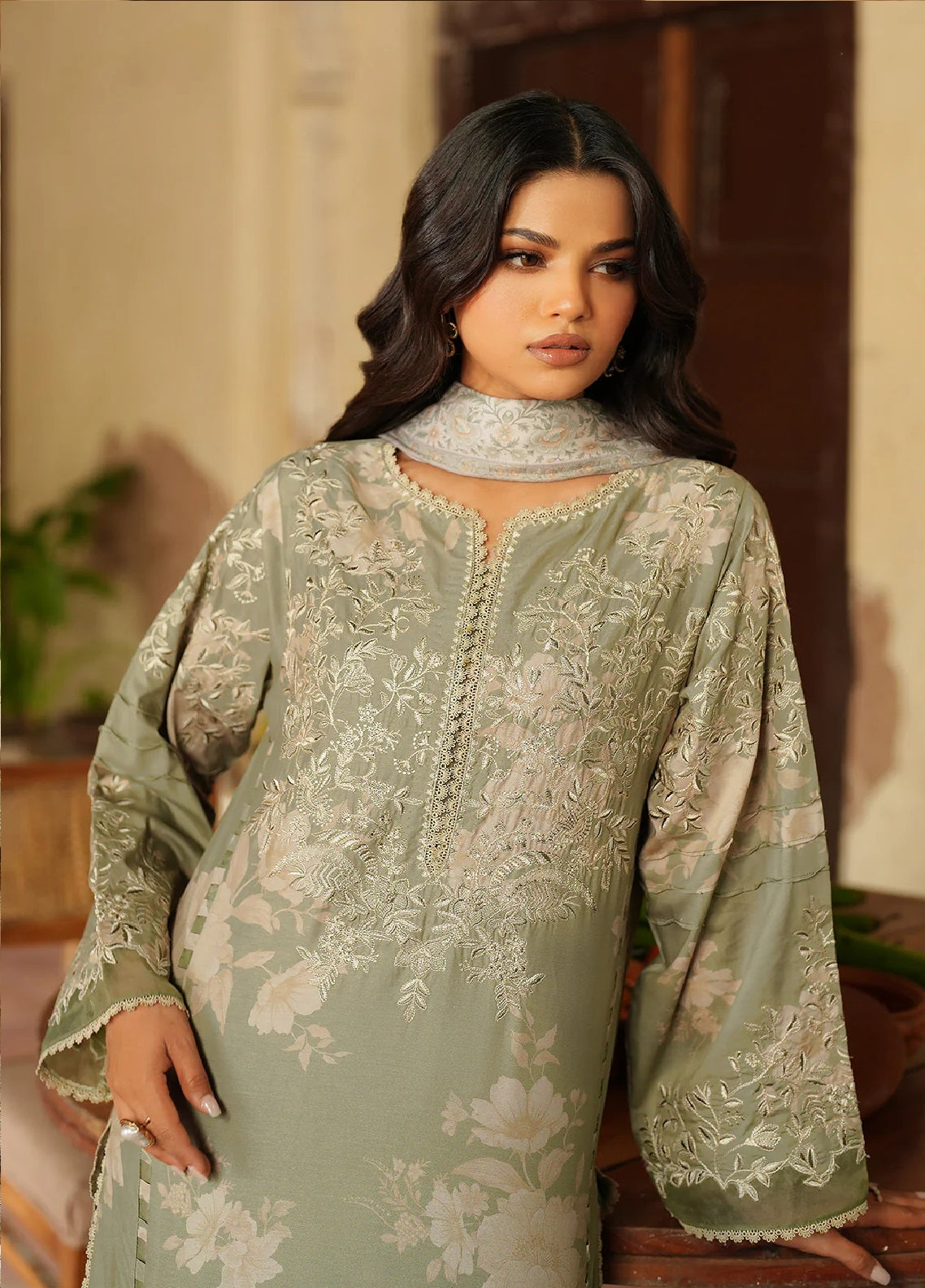 Iznik Embroidered Viscose Linen Suits Unstitched 3 Piece IZ25PF IPF-08 Iznik Embroidered Viscose Linen Suits Unstitched 3 Piece IZ25PF IPF-08