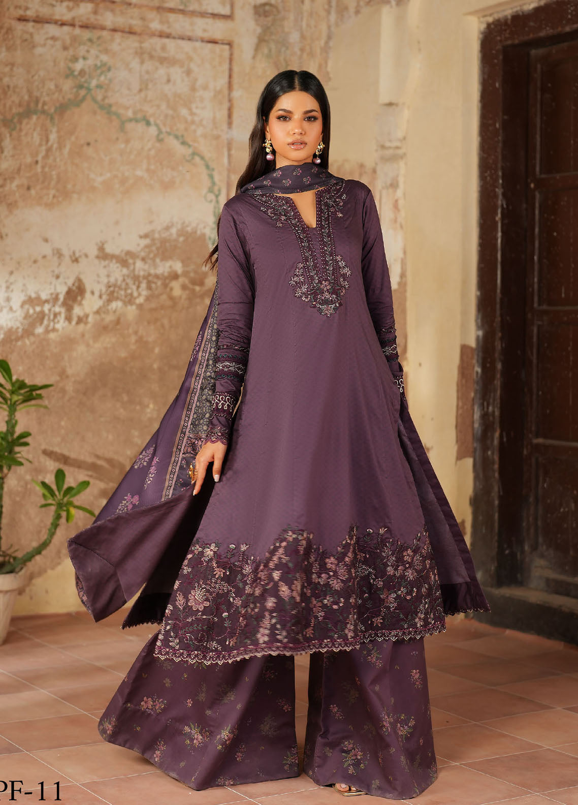 Iznik Embroidered Viscose Linen Suits Unstitched 3 Piece IZ25PF IPF-11 Iznik Embroidered Viscose Linen Suits Unstitched 3 Piece IZ25PF IPF-11