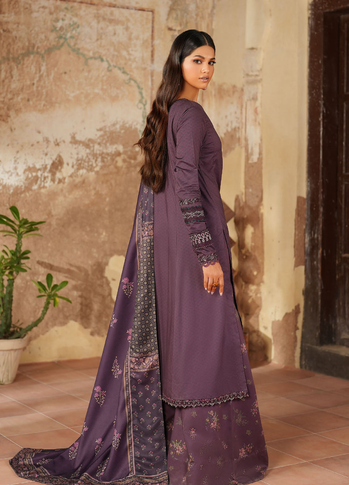 Iznik Embroidered Viscose Linen Suits Unstitched 3 Piece IZ25PF IPF-11 Iznik Embroidered Viscose Linen Suits Unstitched 3 Piece IZ25PF IPF-11