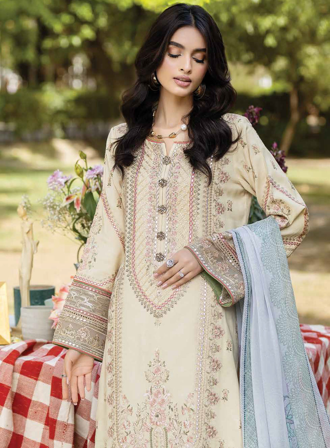 Jaan-E-Adaa By Imrozia Premium Embroidered Lawn 3 Piece Unstitched Suit IMP24J IPL-01 MANAN Jaan-E-Adaa By Imrozia Premium Embroidered Lawn 3 Piece Unstitched Suit IMP24J IPL-01 MANAN