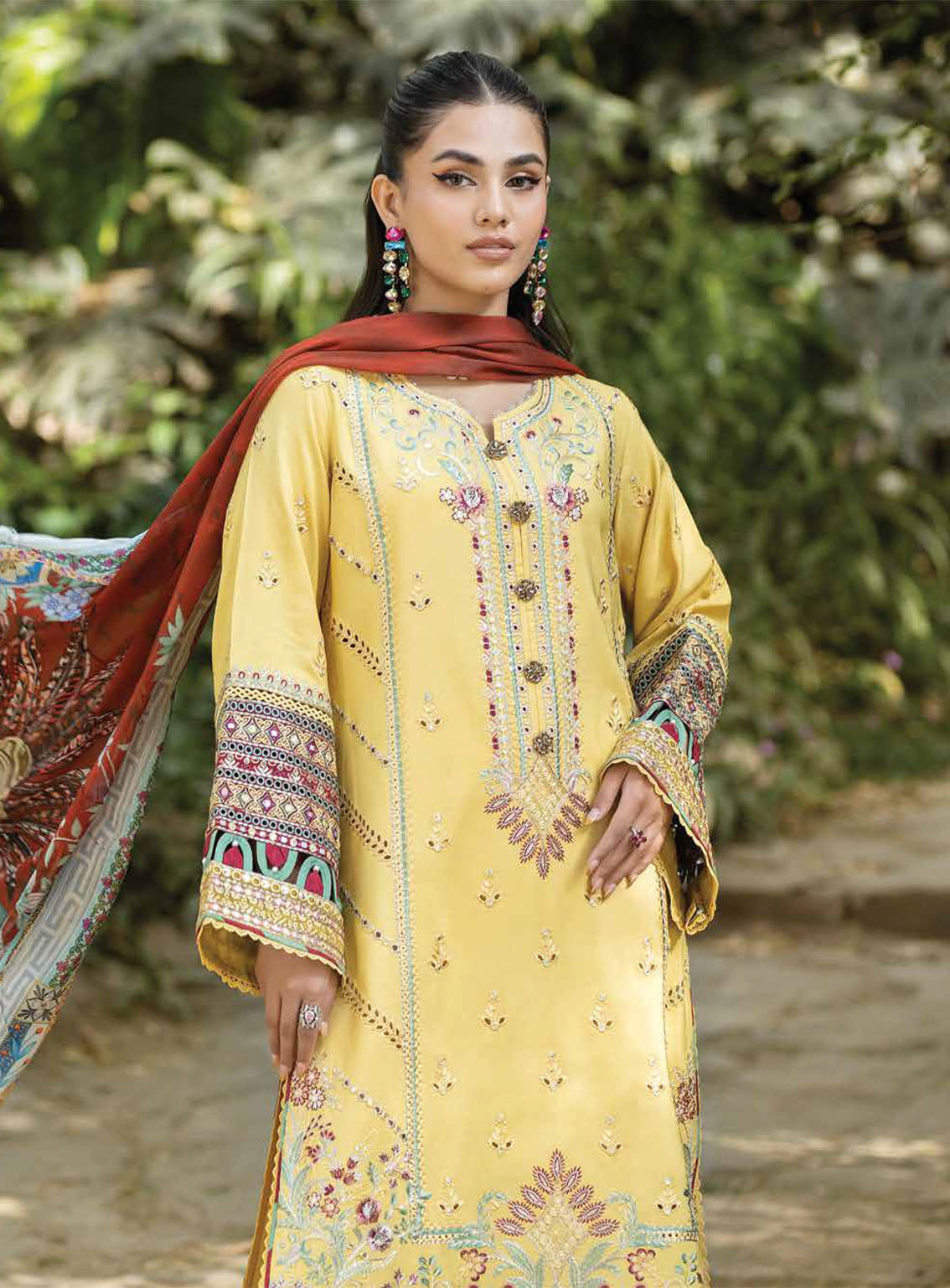 Jaan-E-Adaa By Imrozia Premium Embroidered Lawn 3 Piece Unstitched Suit IMP24J IPL-06 TABASSUM Jaan-E-Adaa By Imrozia Premium Embroidered Lawn 3 Piece Unstitched Suit IMP24J IPL-06 TABASSUM