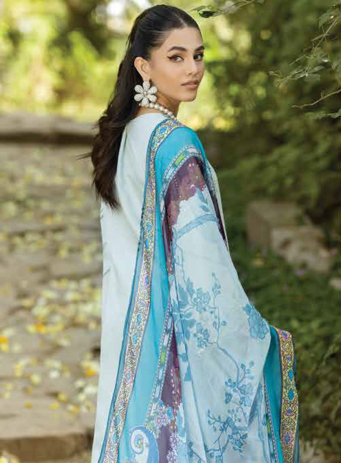 Jaan-E-Adaa By Imrozia Premium Embroidered Lawn 3 Piece Unstitched Suit IMP24J IPL-07 ZARAFAT Jaan-E-Adaa By Imrozia Premium Embroidered Lawn 3 Piece Unstitched Suit IMP24J IPL-07 ZARAFAT