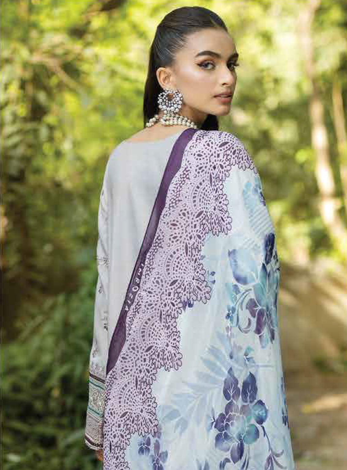 Jaan-E-Adaa By Imrozia Premium Embroidered Lawn 3 Piece Unstitched Suit IMP24J IPL-08 NAWAZISH Jaan-E-Adaa By Imrozia Premium Embroidered Lawn 3 Piece Unstitched Suit IMP24J IPL-08 NAWAZISH