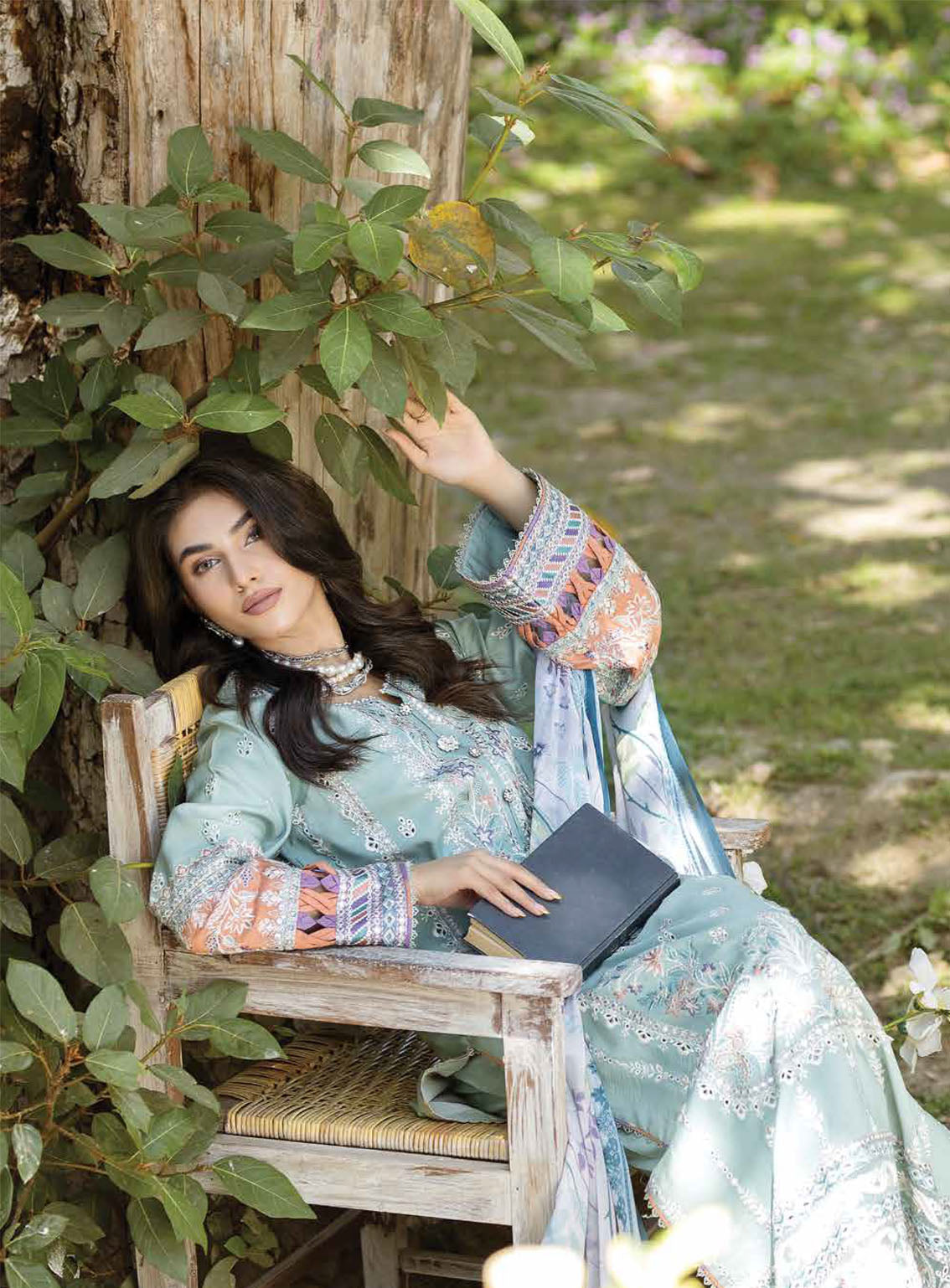 Jaan-E-Adaa By Imrozia Premium Embroidered Lawn 3 Piece Unstitched Suit IMP24J IPL-09 GUL Jaan-E-Adaa By Imrozia Premium Embroidered Lawn 3 Piece Unstitched Suit IMP24J IPL-09 GUL