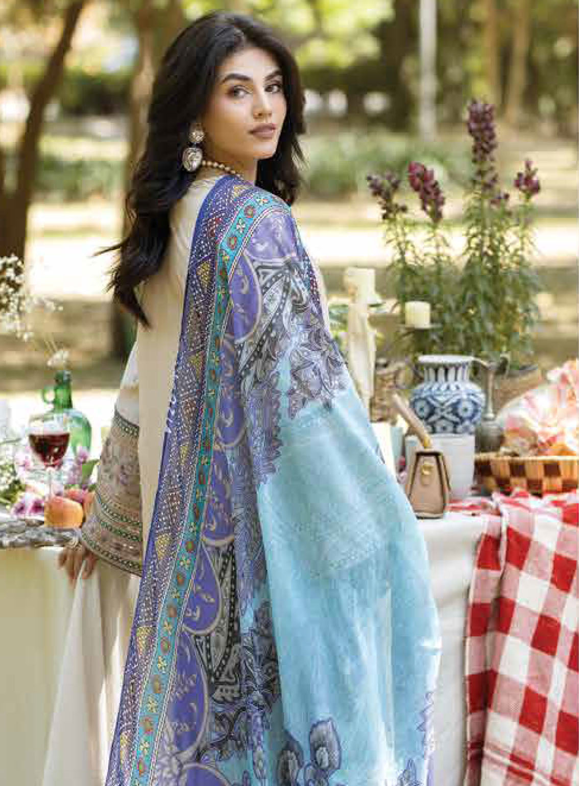 Jaan-E-Adaa By Imrozia Premium Embroidered Lawn 3 Piece Unstitched Suit IMP24J IPL-10 ZIBAAI Jaan-E-Adaa By Imrozia Premium Embroidered Lawn 3 Piece Unstitched Suit IMP24J IPL-10 ZIBAAI