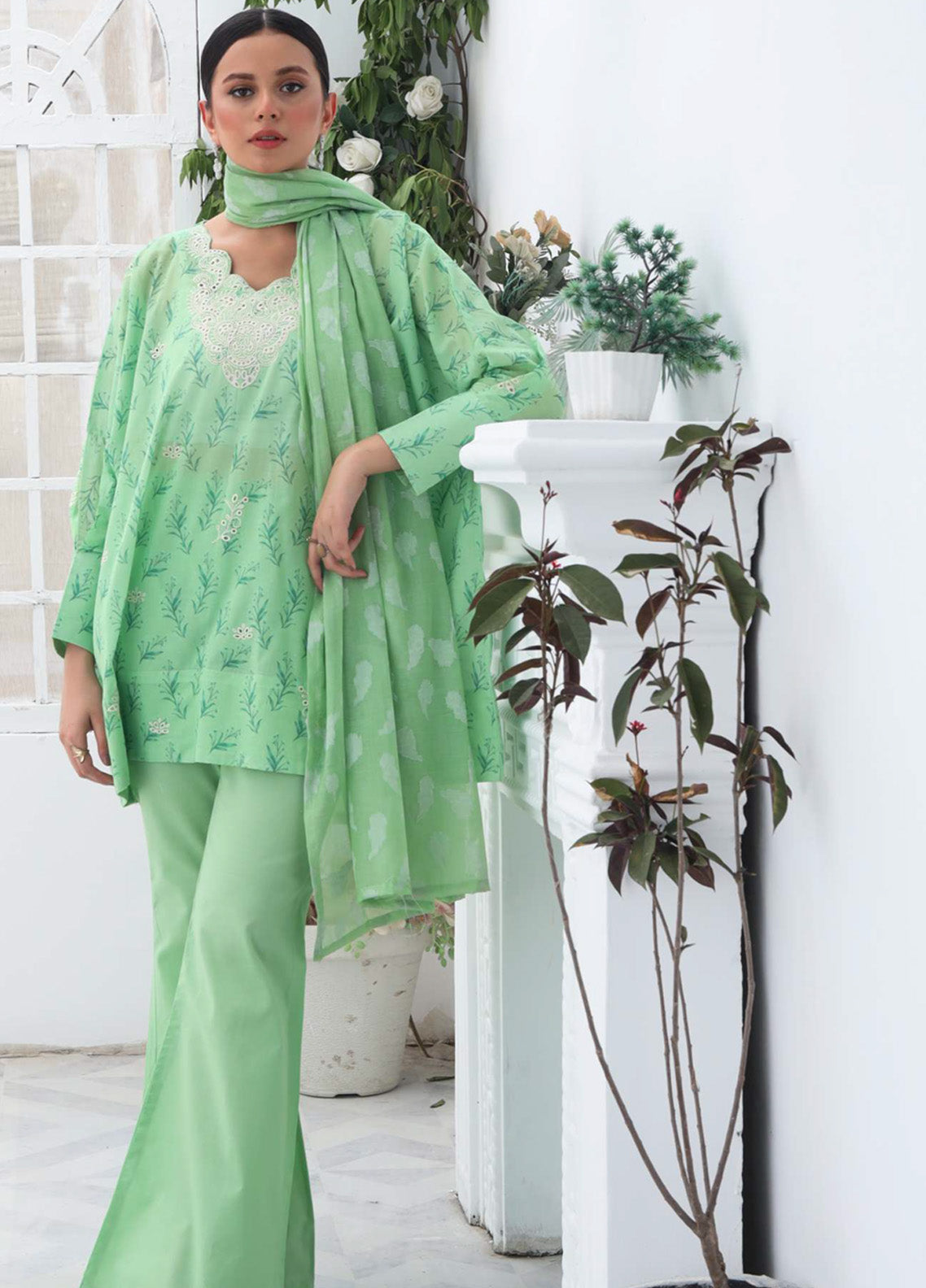 Jacquard Blossom By Rashid Textile Embroidered Lawn 3 Piece Unstitched Suit RT25JB D-8935 Jacquard Blossom By Rashid Textile Embroidered Lawn 3 Piece Unstitched Suit RT25JB D-8935