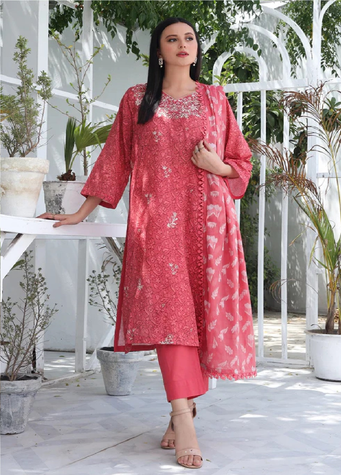 Jacquard Blossom By Rashid Textile Embroidered Lawn 3 Piece Unstitched Suit RT25JB D-8938 Jacquard Blossom By Rashid Textile Embroidered Lawn 3 Piece Unstitched Suit RT25JB D-8938