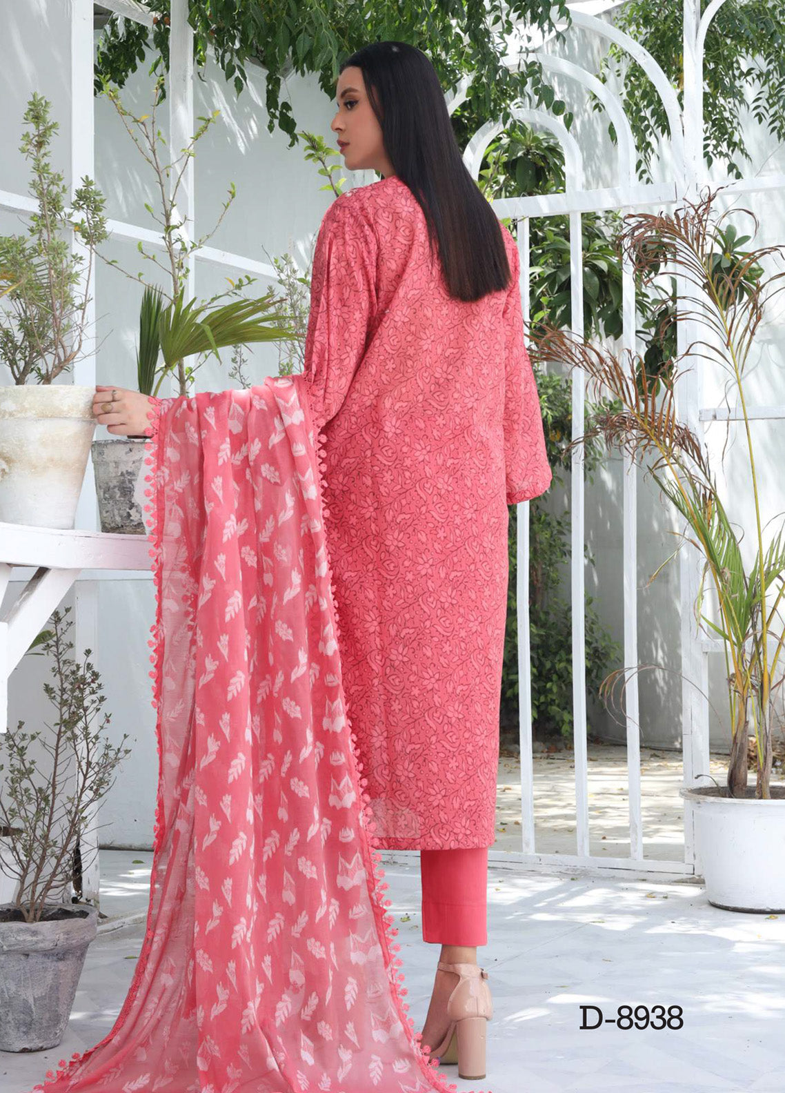 Jacquard Blossom By Rashid Textile Embroidered Lawn 3 Piece Unstitched Suit RT25JB D-8938 Jacquard Blossom By Rashid Textile Embroidered Lawn 3 Piece Unstitched Suit RT25JB D-8938