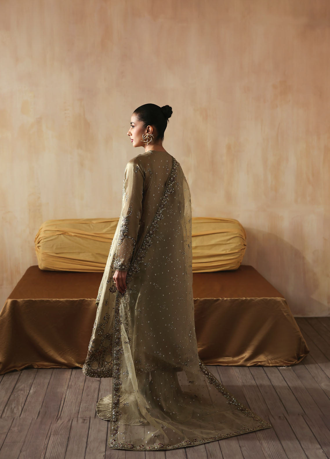 Jahanara By Zarposh Festive Embroidered Tissue Zari 3 Piece Unstitched Suit ZP25JFV3 D-AREEZAH Jahanara By Zarposh Festive Embroidered Tissue Zari 3 Piece Unstitched Suit ZP25JFV3 D-AREEZAH