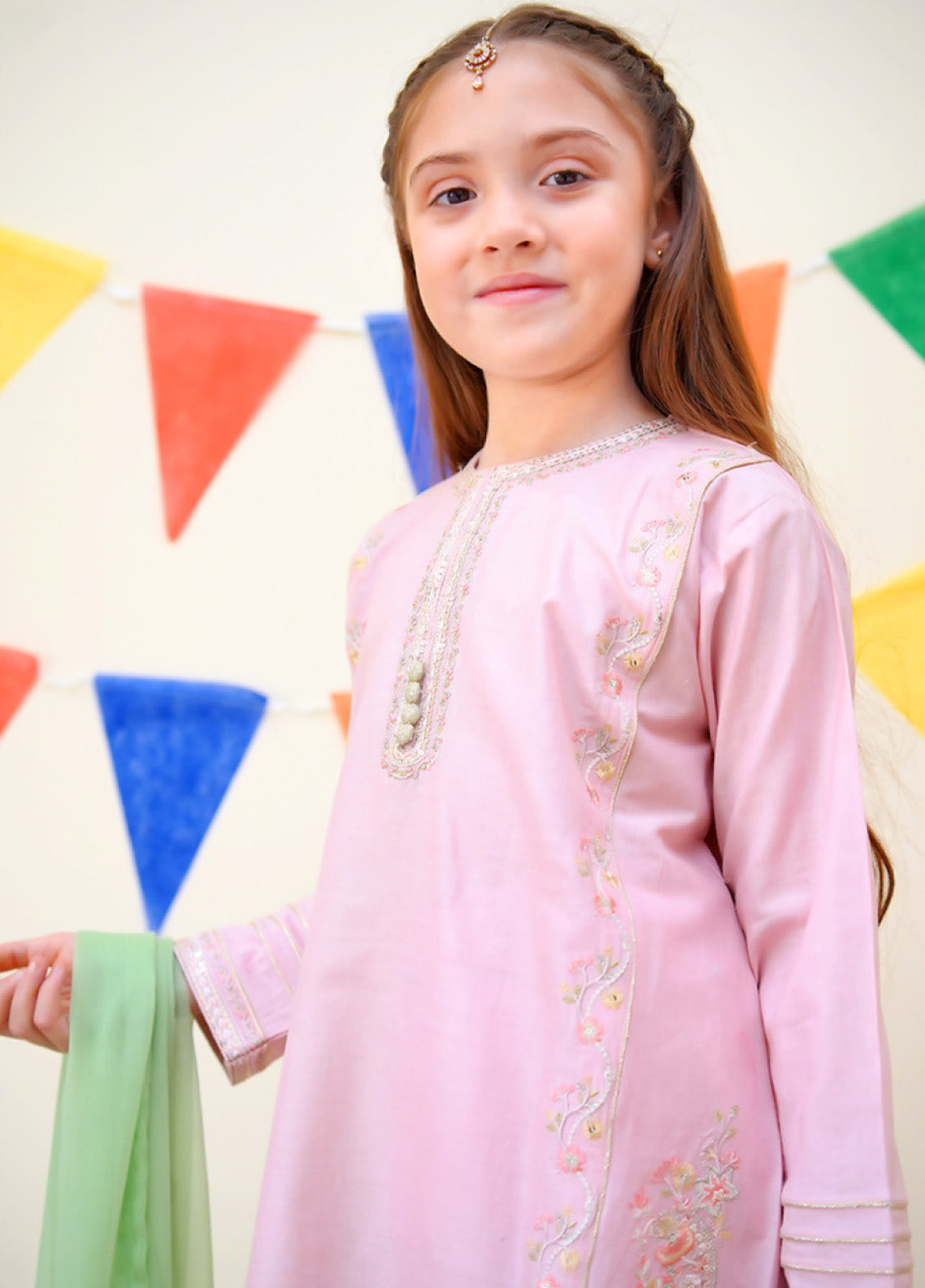 Jashan-E-Eid By Shanzey Embroidered Cotton 3 Piece Girls Stitched Suit S25SJE SHK-3612 Jashan-E-Eid By Shanzey Embroidered Cotton 3 Piece Girls Stitched Suit S25SJE SHK-3612