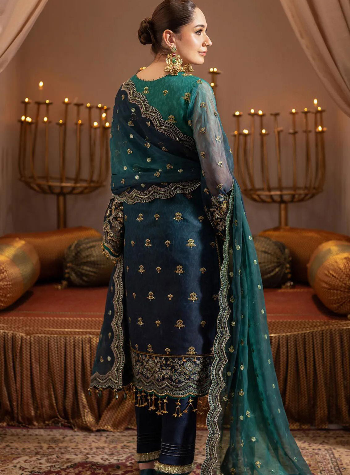 Jhalak By Alizeh Embroidered Chiffon 3 Piece Unstitched Suit AF24JV4 D#04 DEEWANI Jhalak By Alizeh Embroidered Chiffon 3 Piece Unstitched Suit AF24JV4 D#04 DEEWANI