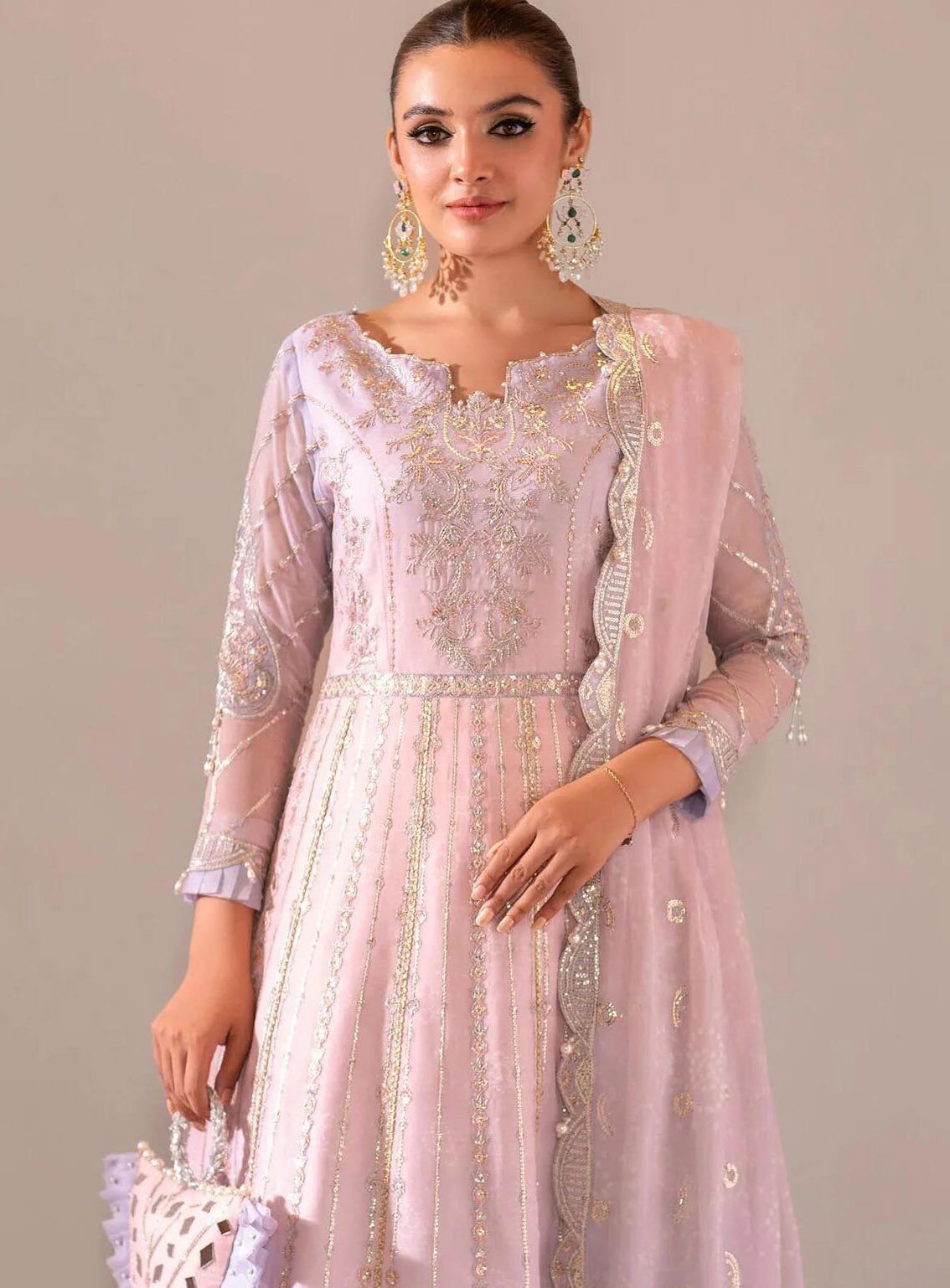 Jhalak By Alizeh Embroidered Chiffon 3 Piece Unstitched Suit AF24JV5 D#05 PARINAAZ Jhalak By Alizeh Embroidered Chiffon 3 Piece Unstitched Suit AF24JV5 D#05 PARINAAZ