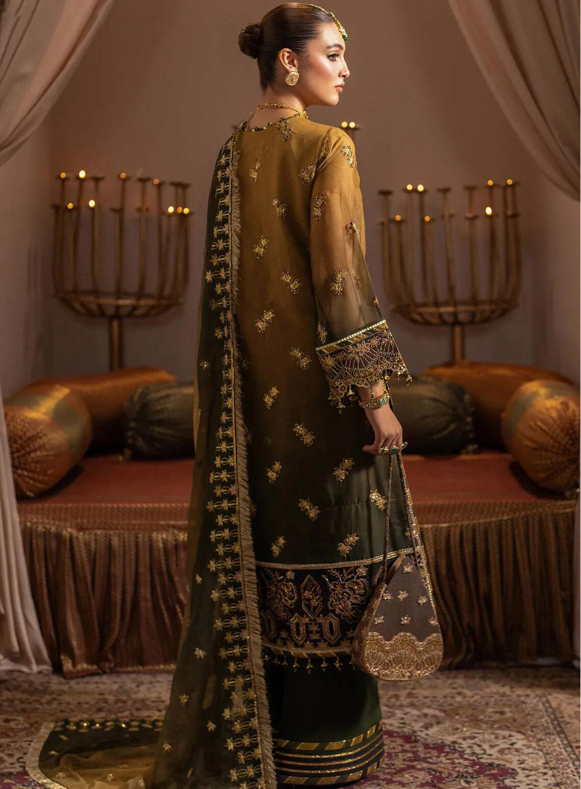 Jhalak By Alizeh Embroidered Chiffon 3 Piece Unstitched Suit AF24JV6 D#06 ZABREEN Jhalak By Alizeh Embroidered Chiffon 3 Piece Unstitched Suit AF24JV6 D#06 ZABREEN