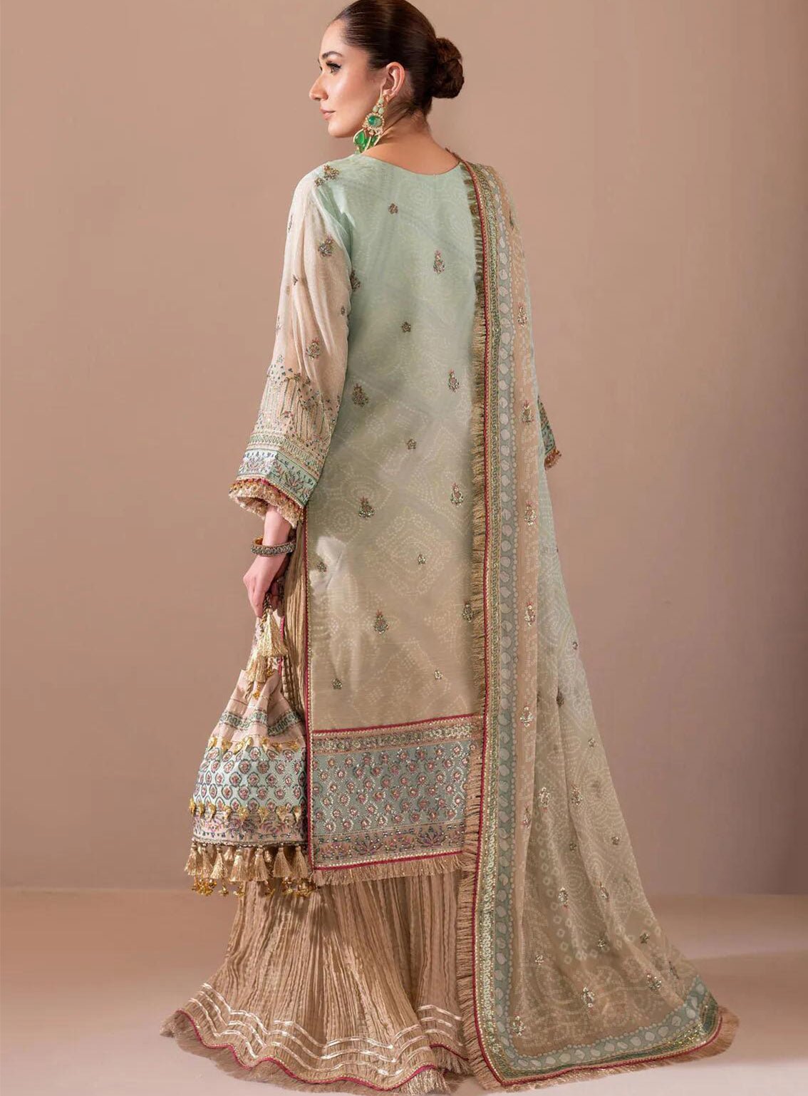 Jhalak By Alizeh Embroidered Chiffon 3 Piece Unstitched Suit AF24JV7 D#07 PAKIZA Jhalak By Alizeh Embroidered Chiffon 3 Piece Unstitched Suit AF24JV7 D#07 PAKIZA
