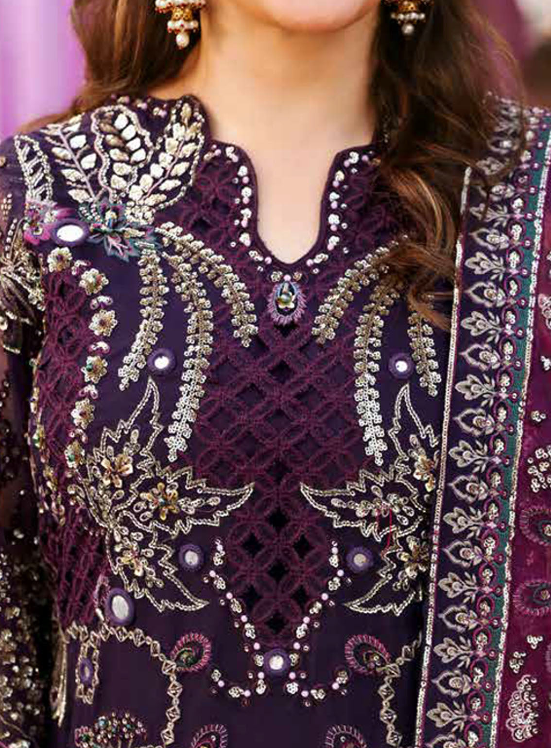 Jhoomro By Nureh Luxury Formals Embroidered Organza 4 Piece Unstitched Suit NU24J NL-70 JAHAN Jhoomro By Nureh Luxury Formals Embroidered Organza 4 Piece Unstitched Suit NU24J NL-70 JAHAN