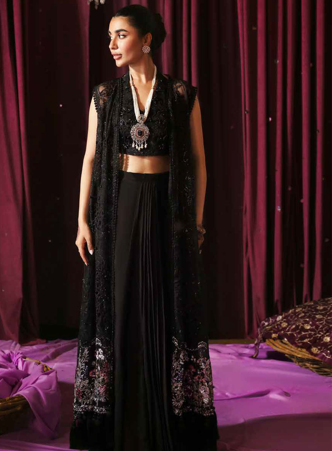 Jhoomro By Nureh Luxury Formals Embroidered Organza 4 Piece Unstitched Suit NU24J NL-73 MAYA Jhoomro By Nureh Luxury Formals Embroidered Organza 4 Piece Unstitched Suit NU24J NL-73 MAYA
