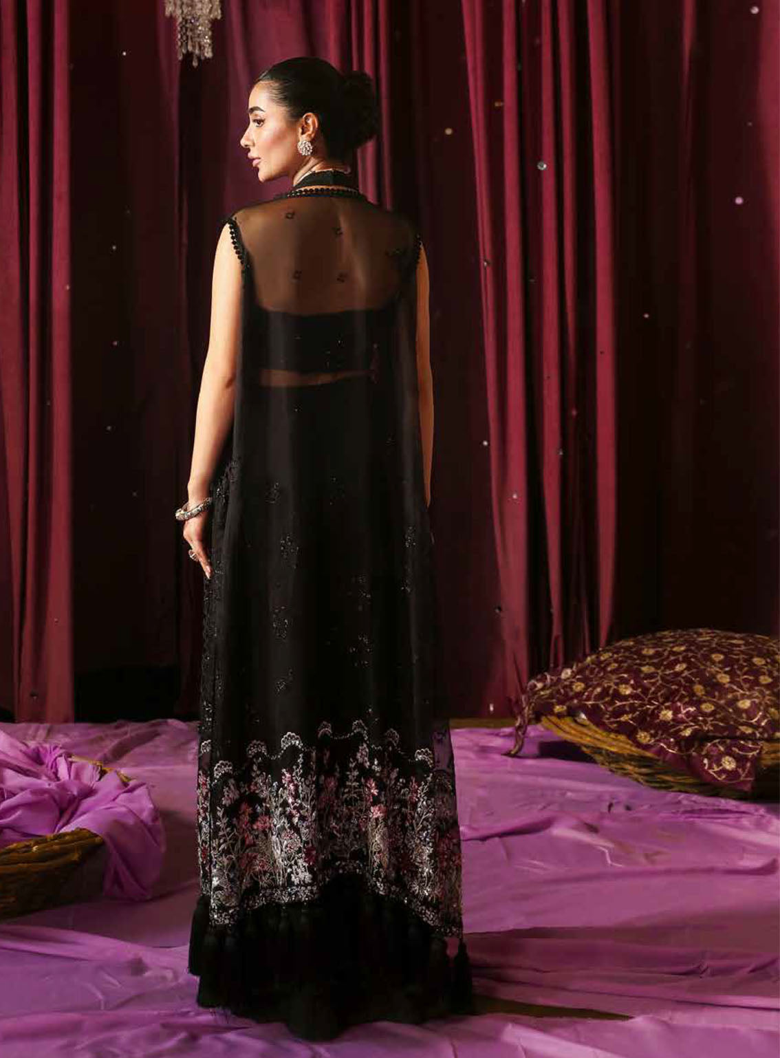 Jhoomro By Nureh Luxury Formals Embroidered Organza 4 Piece Unstitched Suit NU24J NL-73 MAYA Jhoomro By Nureh Luxury Formals Embroidered Organza 4 Piece Unstitched Suit NU24J NL-73 MAYA