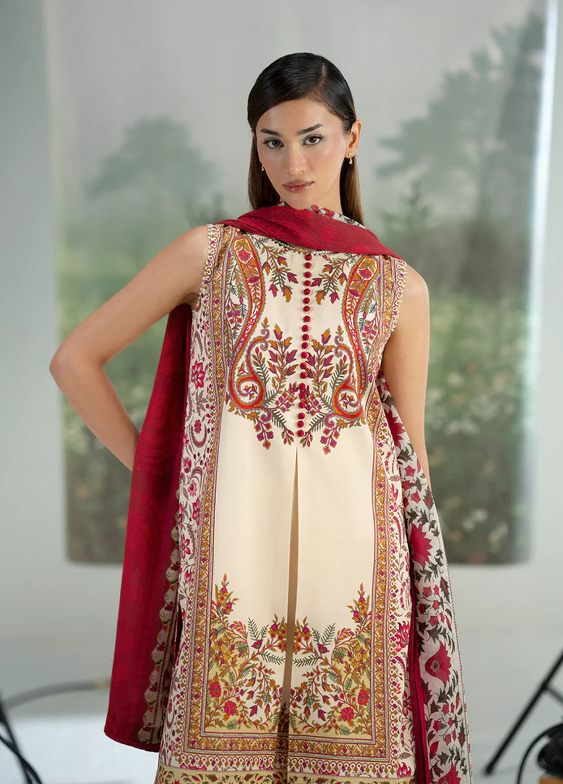 Joolie Prints By Saira Rizwan  Printed Cambric 3 Piece Unstitched Suit SR25JP D-08 SUNDAY STROLL Joolie Prints By Saira Rizwan  Printed Cambric 3 Piece Unstitched Suit SR25JP D-08 SUNDAY STROLL