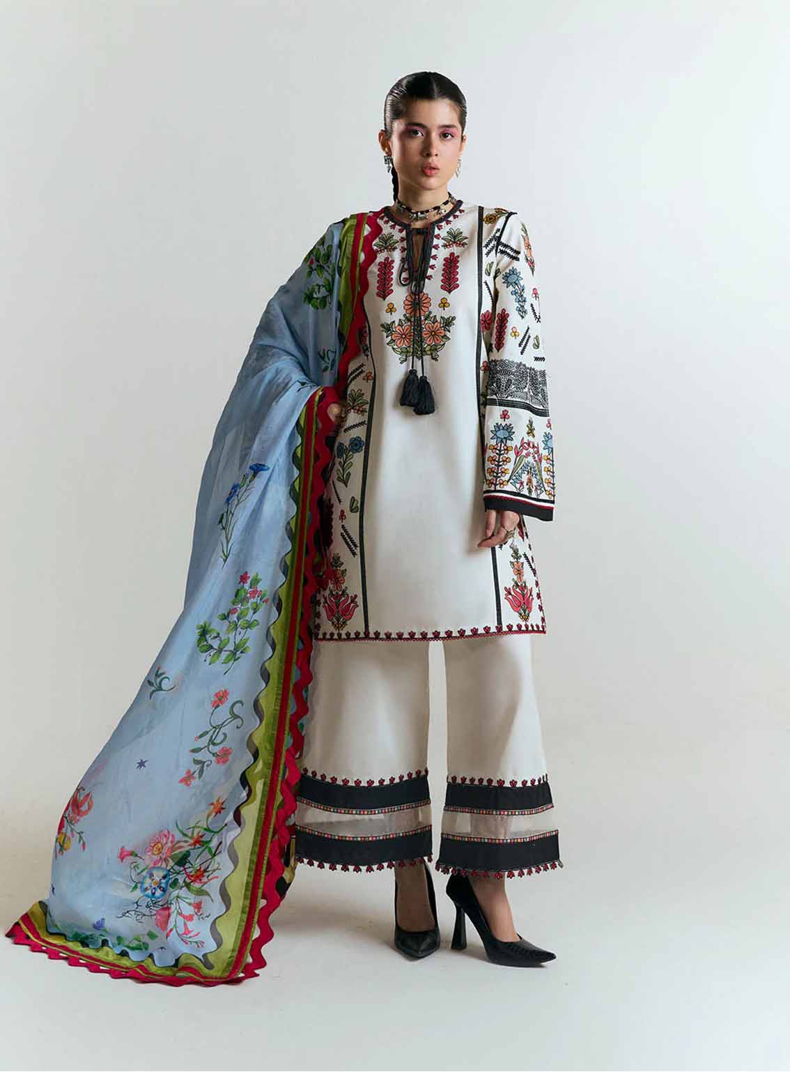 Jugnu Embroidered Lawn 3 Piece Unstitched Suit JL25E2 D-TIYA Jugnu Embroidered Lawn 3 Piece Unstitched Suit JL25E2 D-TIYA