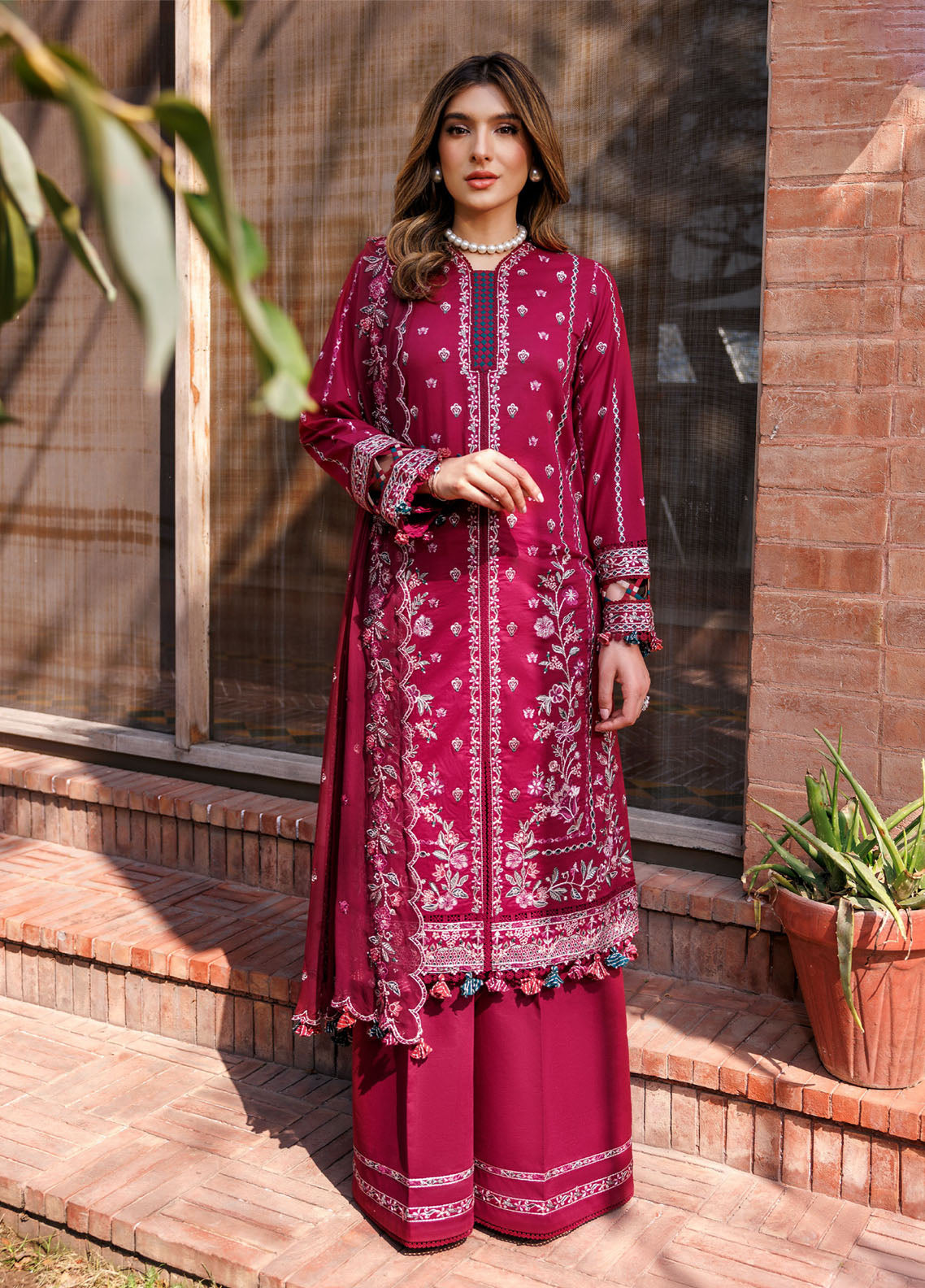 Kaavish By Farasha Eid Festive Embroidered Lawn 3 Piece Unstitched Suit FSH24KEFL D-01 GARNET GLAM Kaavish By Farasha Eid Festive Embroidered Lawn 3 Piece Unstitched Suit FSH24KEFL D-01 GARNET GLAM