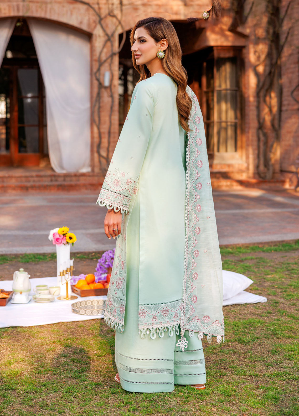 Kaavish By Farasha Eid Festive Embroidered Lawn 3 Piece Unstitched Suit FSH24KEFL D-05 WHISPER MINT Kaavish By Farasha Eid Festive Embroidered Lawn 3 Piece Unstitched Suit FSH24KEFL D-05 WHISPER MINT