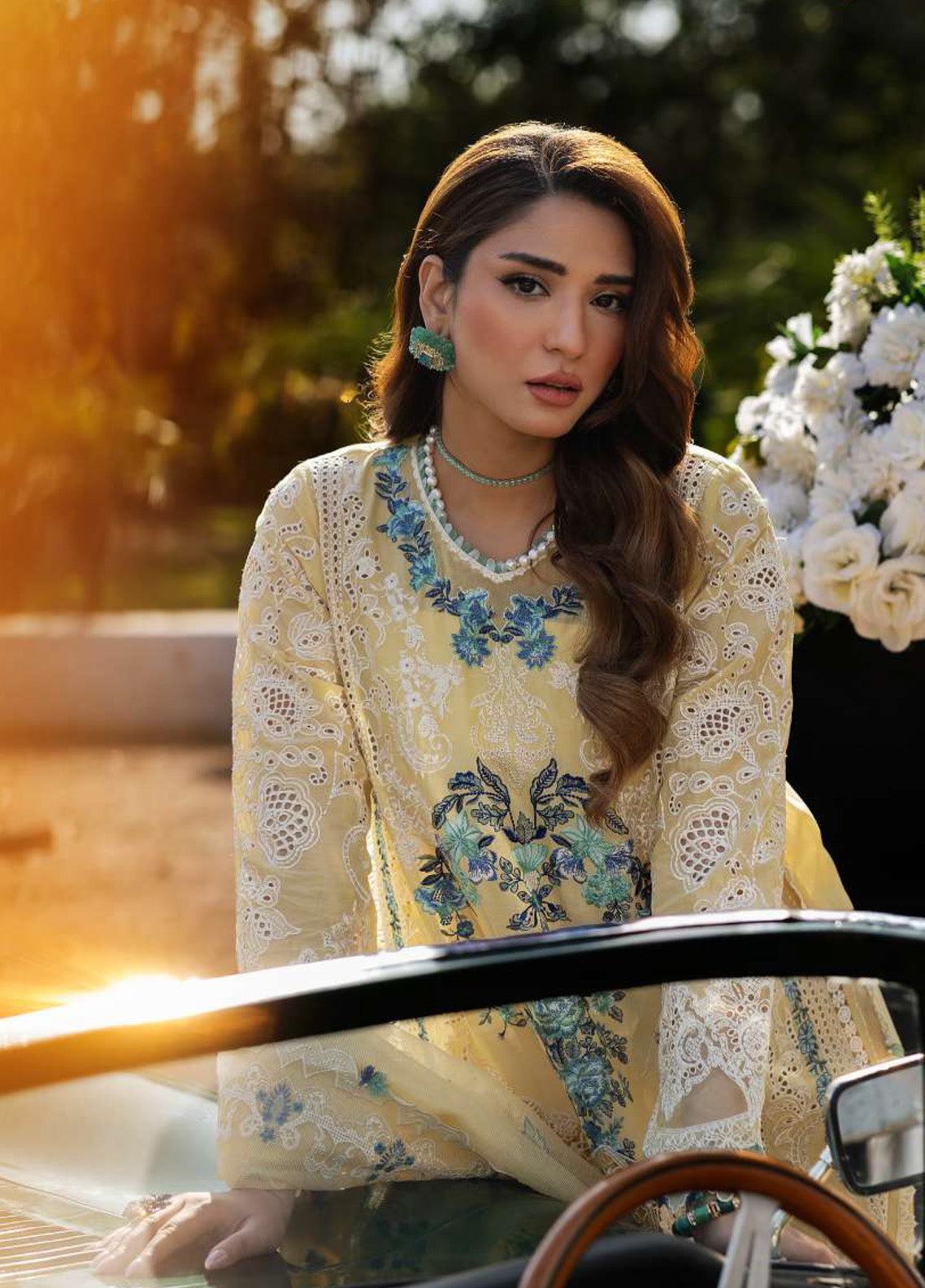 Kahf Luxury Embroidered Lawn 3 Piece Unstitched Suit KHF25LL KLR-03 SASHA Kahf Luxury Embroidered Lawn 3 Piece Unstitched Suit KHF25LL KLR-03 SASHA