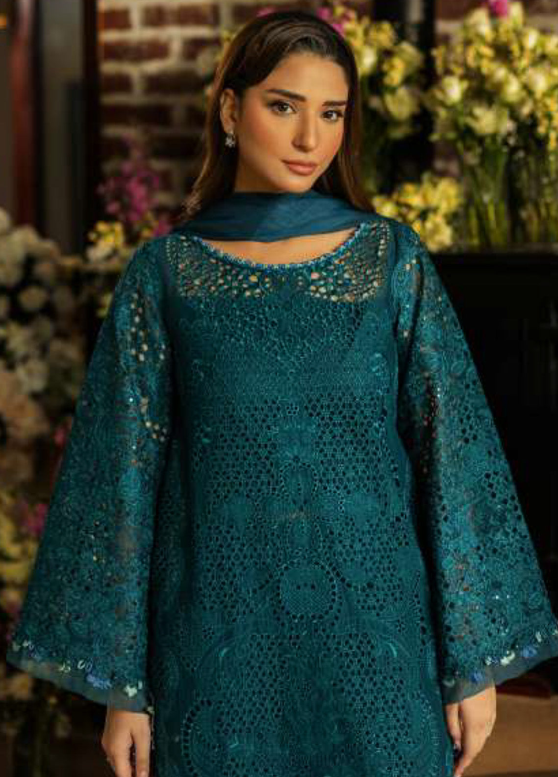 Kahf Luxury Embroidered Lawn 3 Piece Unstitched Suit KHF25LL KLR-06 WHIMSY Kahf Luxury Embroidered Lawn 3 Piece Unstitched Suit KHF25LL KLR-06 WHIMSY