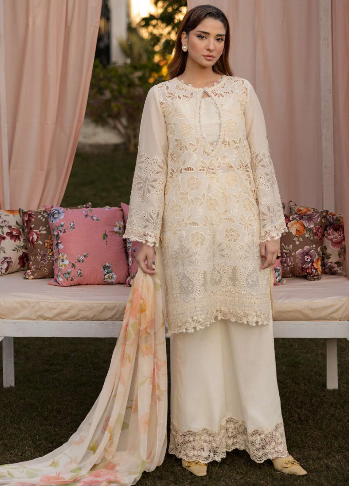 Kahf Luxury Embroidered Lawn 3 Piece Unstitched Suit KHF25LL KLR-07 MIRIAM Kahf Luxury Embroidered Lawn 3 Piece Unstitched Suit KHF25LL KLR-07 MIRIAM